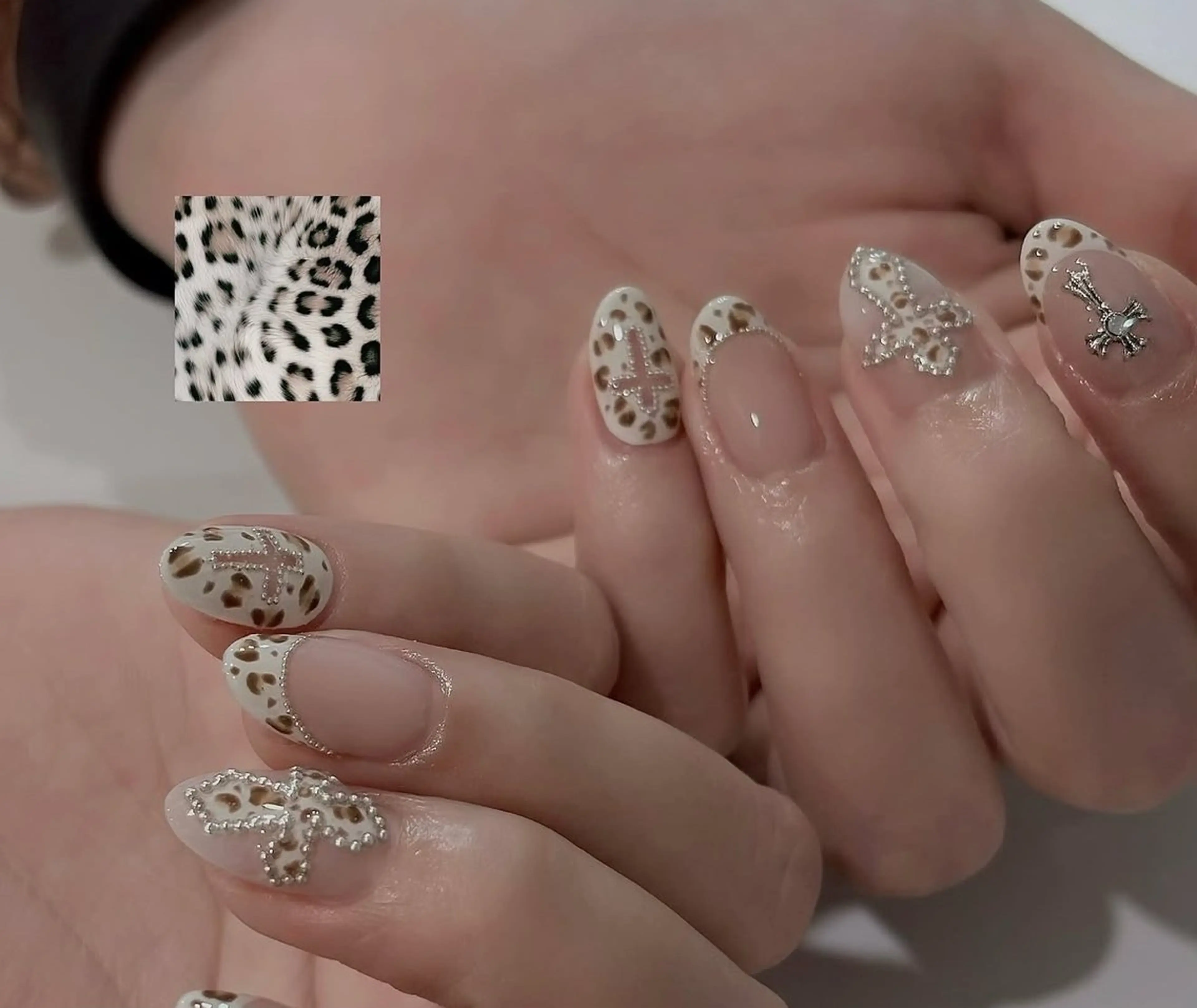 ネイル アートネイル ジェルネイル グラデーション マグネットネイル ニュアンスネイル ハンドネイル Ryu Nail Studio所属・Ryu Nail 新大久保のネイルデザイン