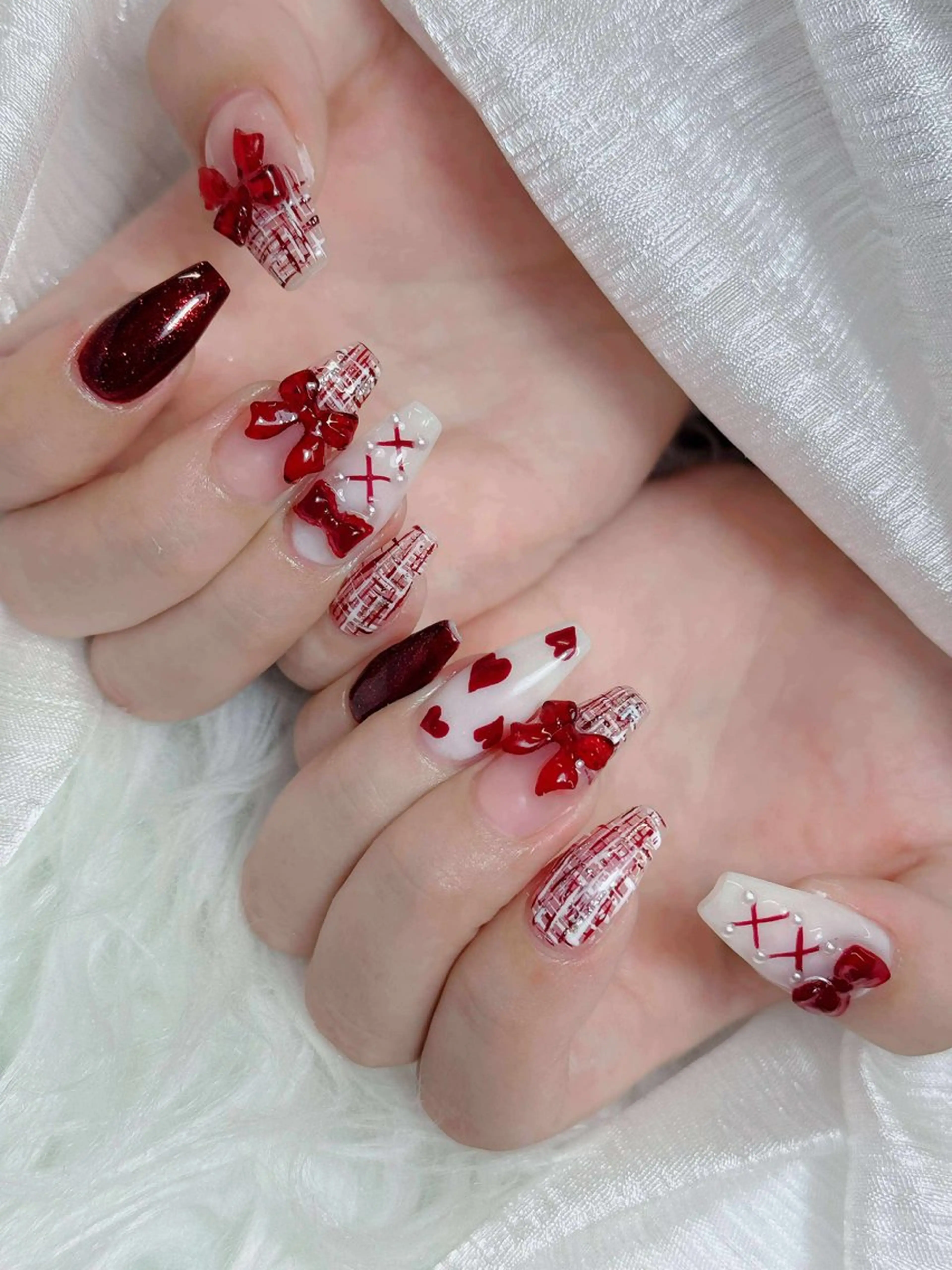 ネイル オーロラネイル チークネイル フットネイル フレンチネイル 韓国ネイル ハンドネイル Lumi Nailのネイルデザイン