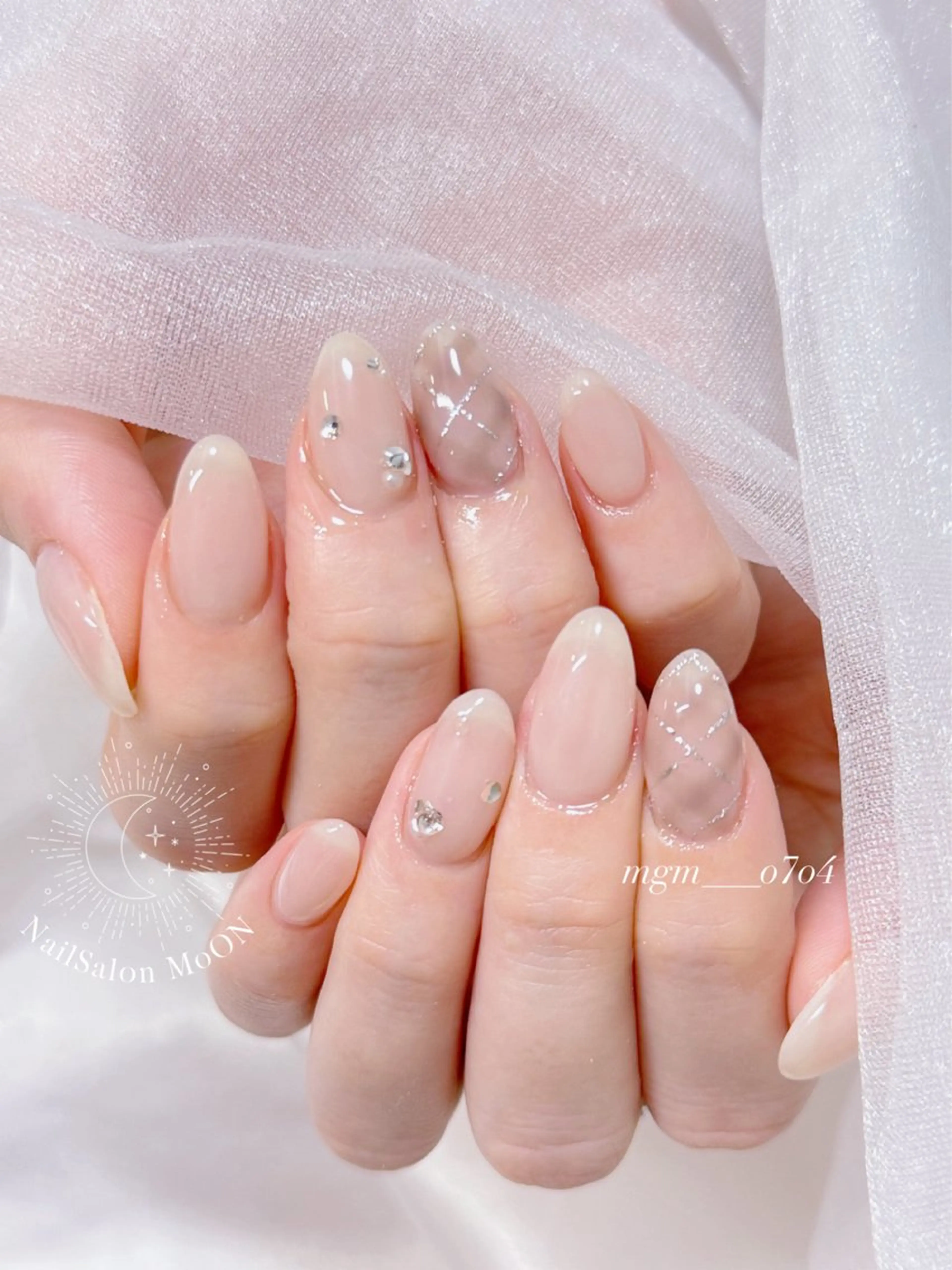ネイル ハンドネイル ハンドケア MoON...❤︎ MeGuのネイルデザイン