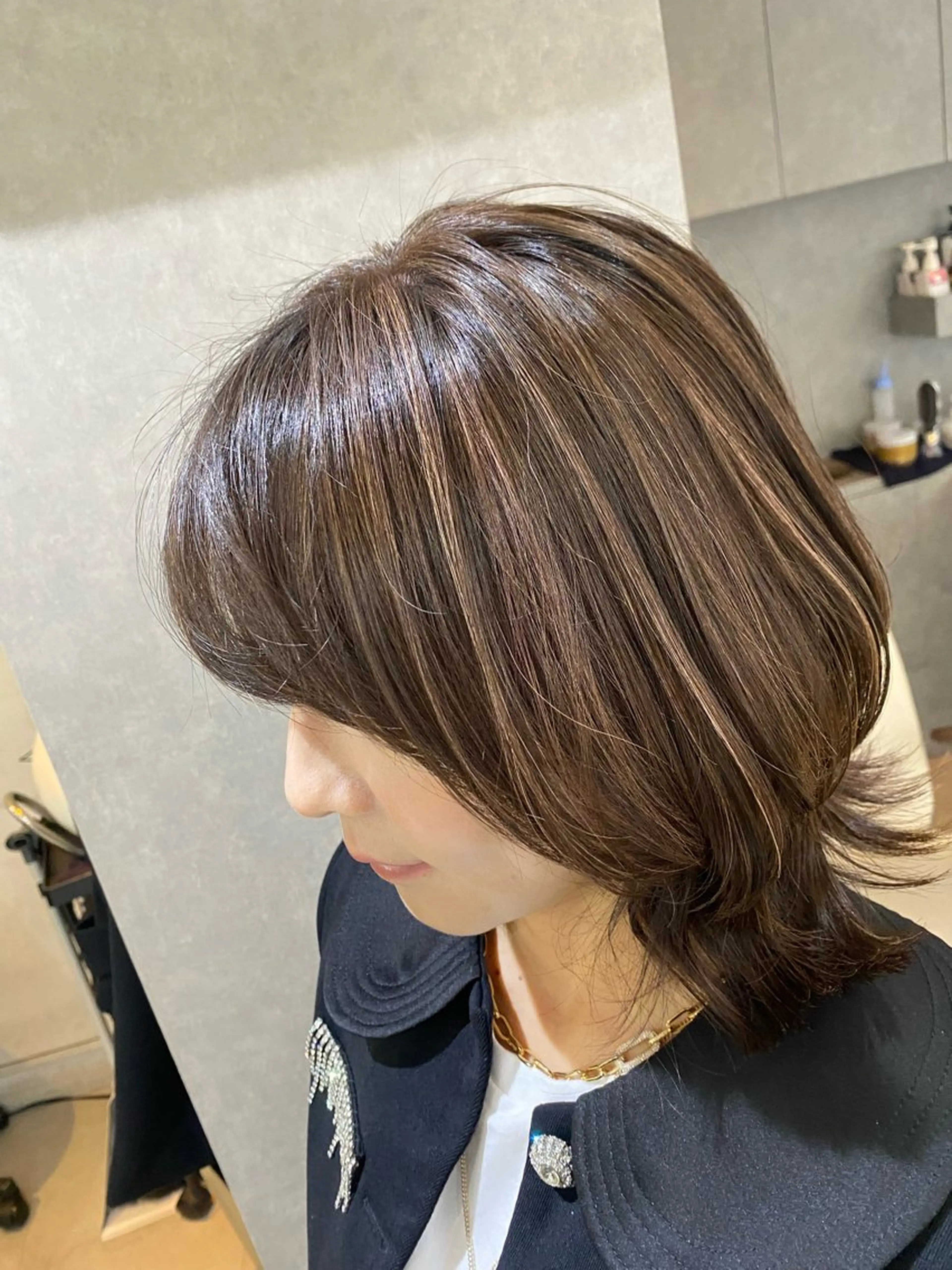 ミディアム 銀座⚜️【脱白髪染め 美髪矯正】トグチのヘアスタイル