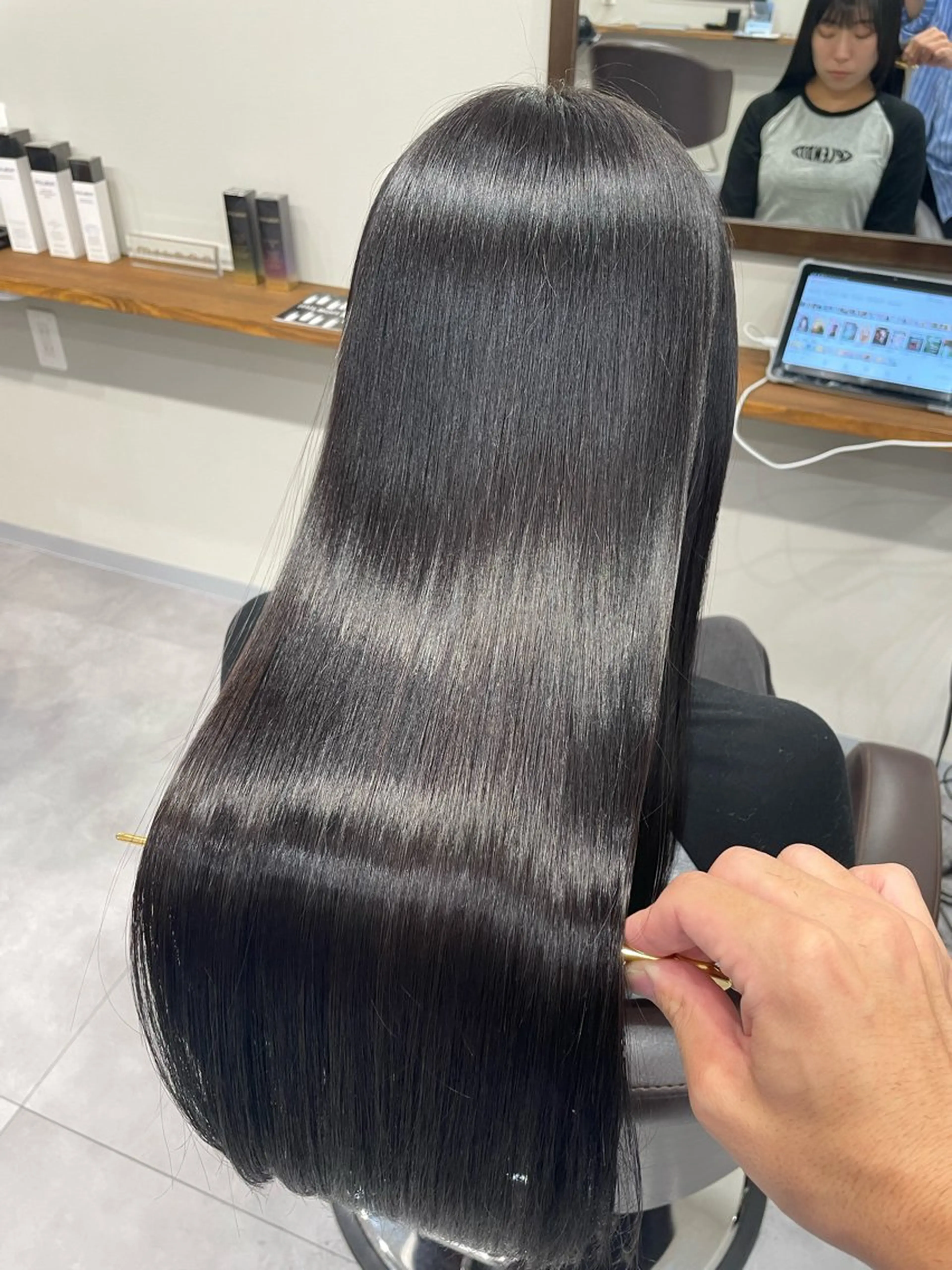 ロング カット ヘアカラー トリートメント 縮毛矯正、髪質改善／ 松田 龍之介のヘアスタイル