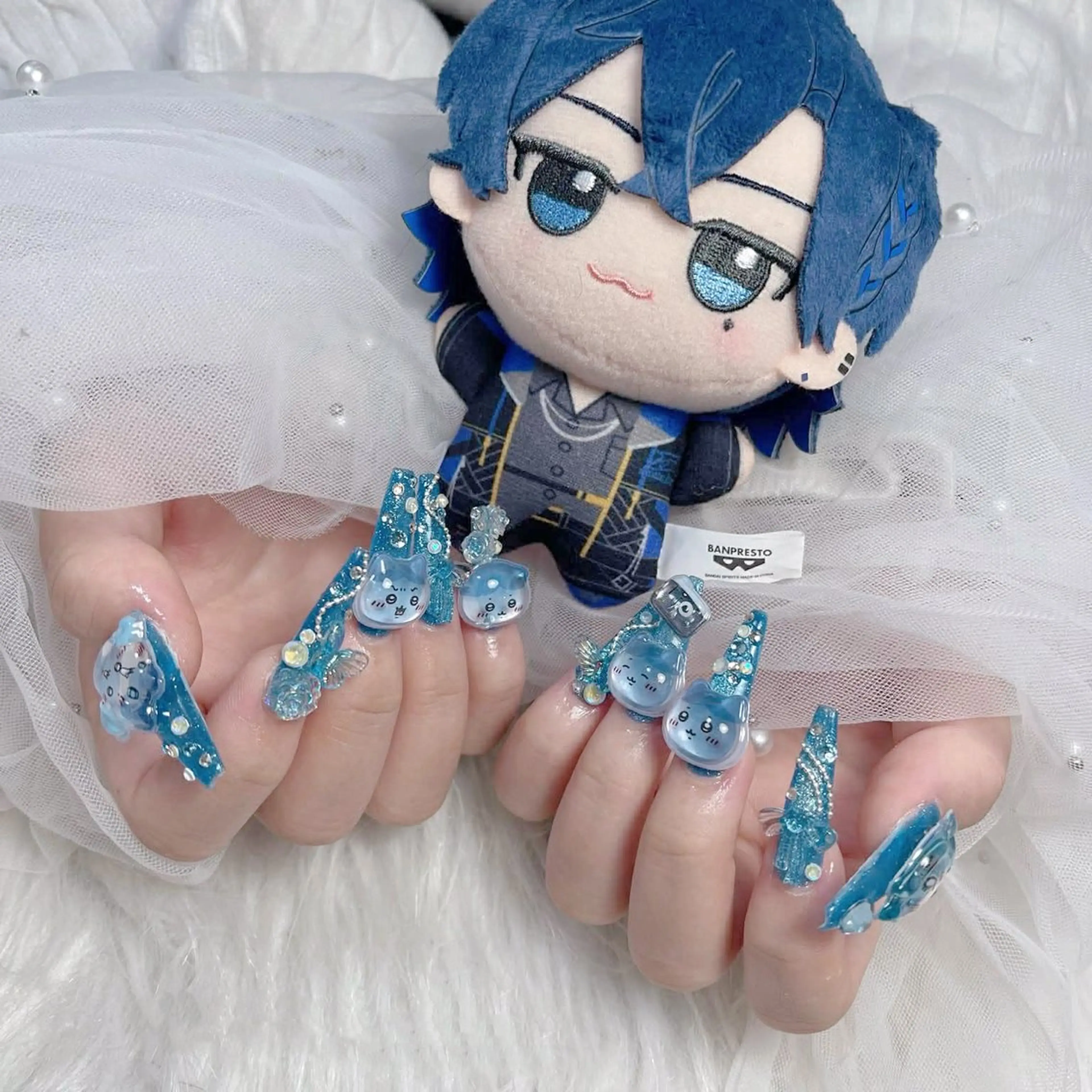 ネイル チークネイル フレンチネイル ガラスフレンチ グラデーション キラキラネイル ハンドネイル LilyLala Nailsalonのネイルデザイン