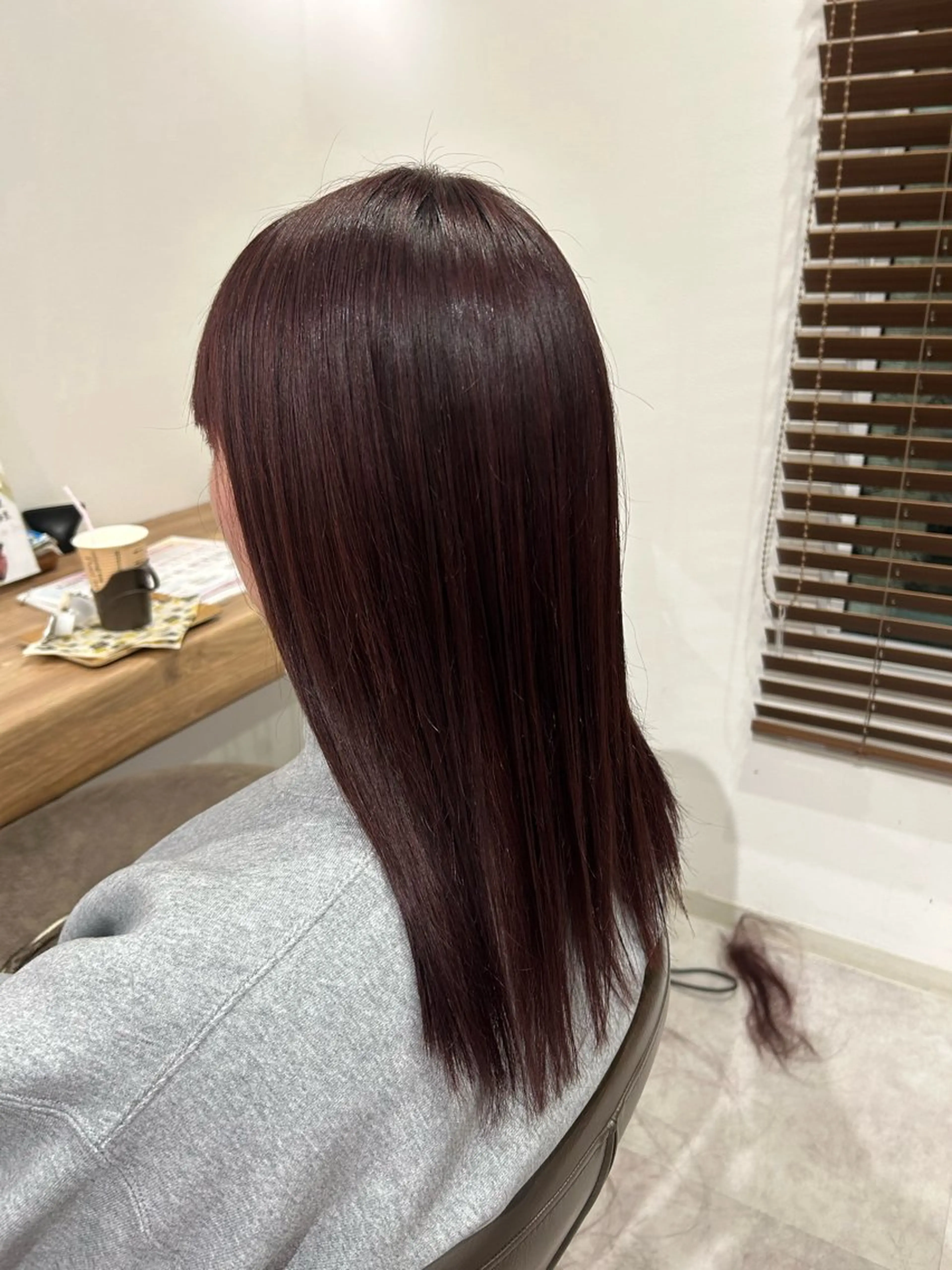 セミロング カラー riddle hair(駒生)所属・山越 美裕樹のヘアスタイル