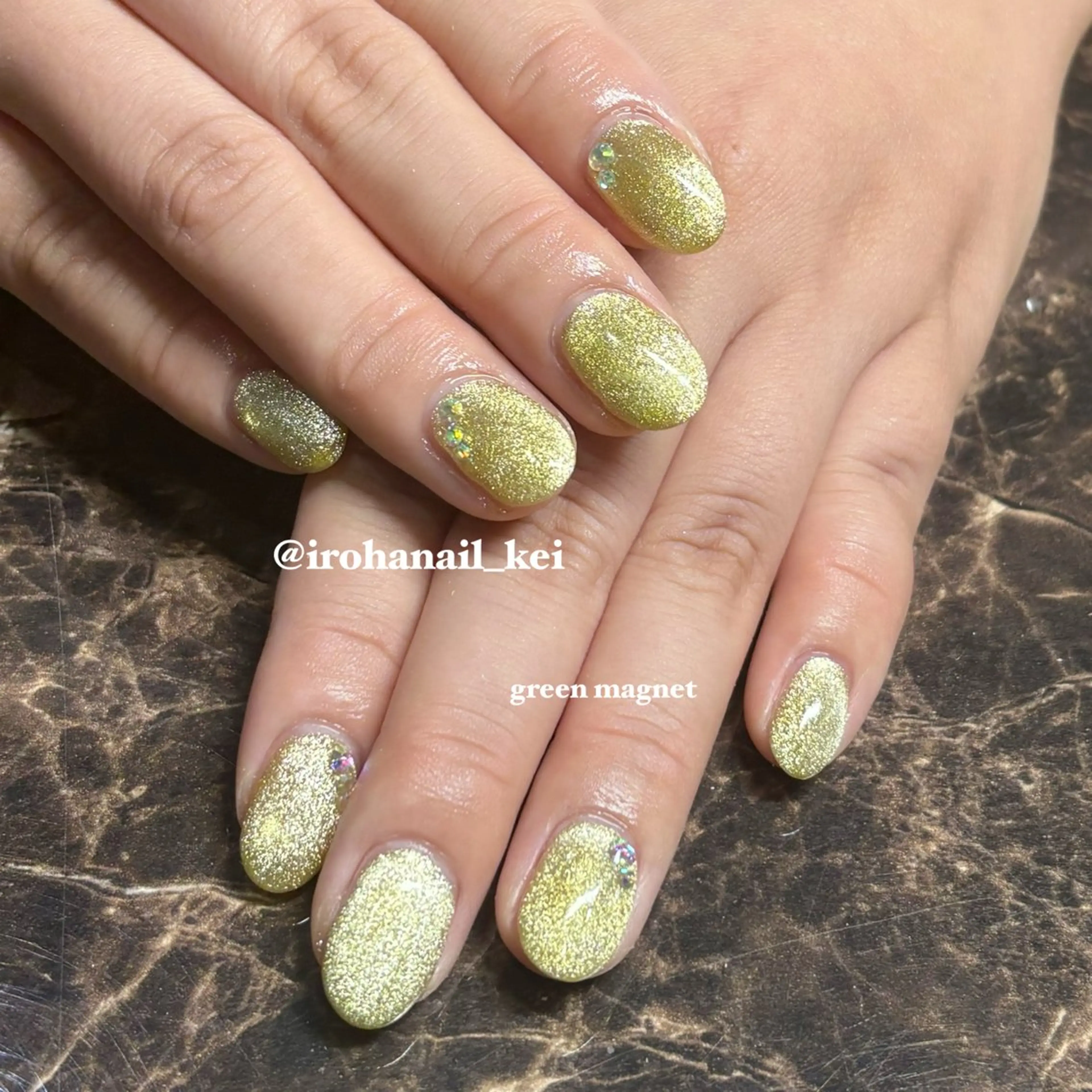 ネイル マグネットネイル IROHA NAIL_けい🐶のネイルデザイン