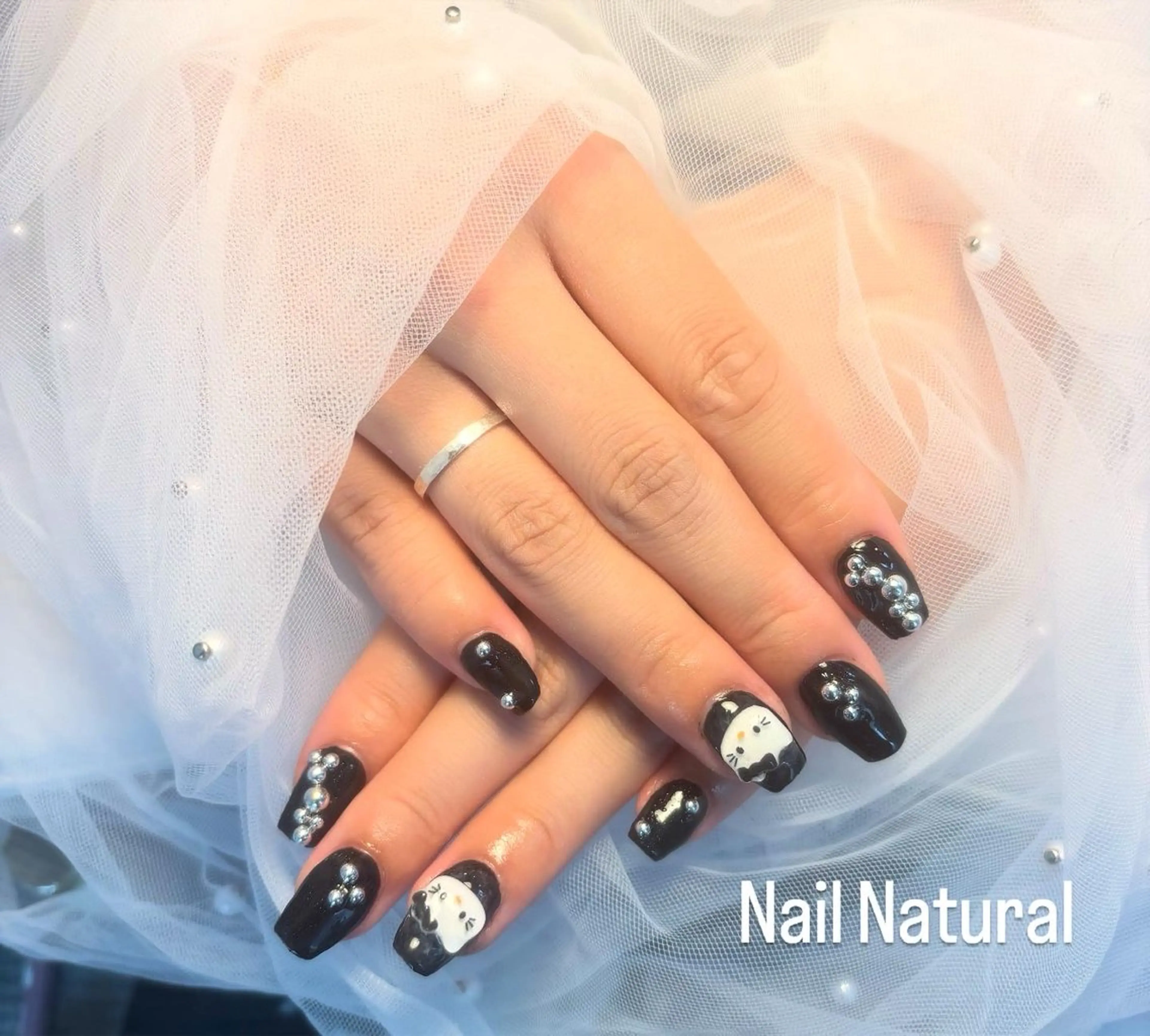 ネイル フラッシュネイル フットネイル フレンチネイル ジェルネイル ガラスフレンチ ハンドネイル Nail salon Natulalのネイルデザイン