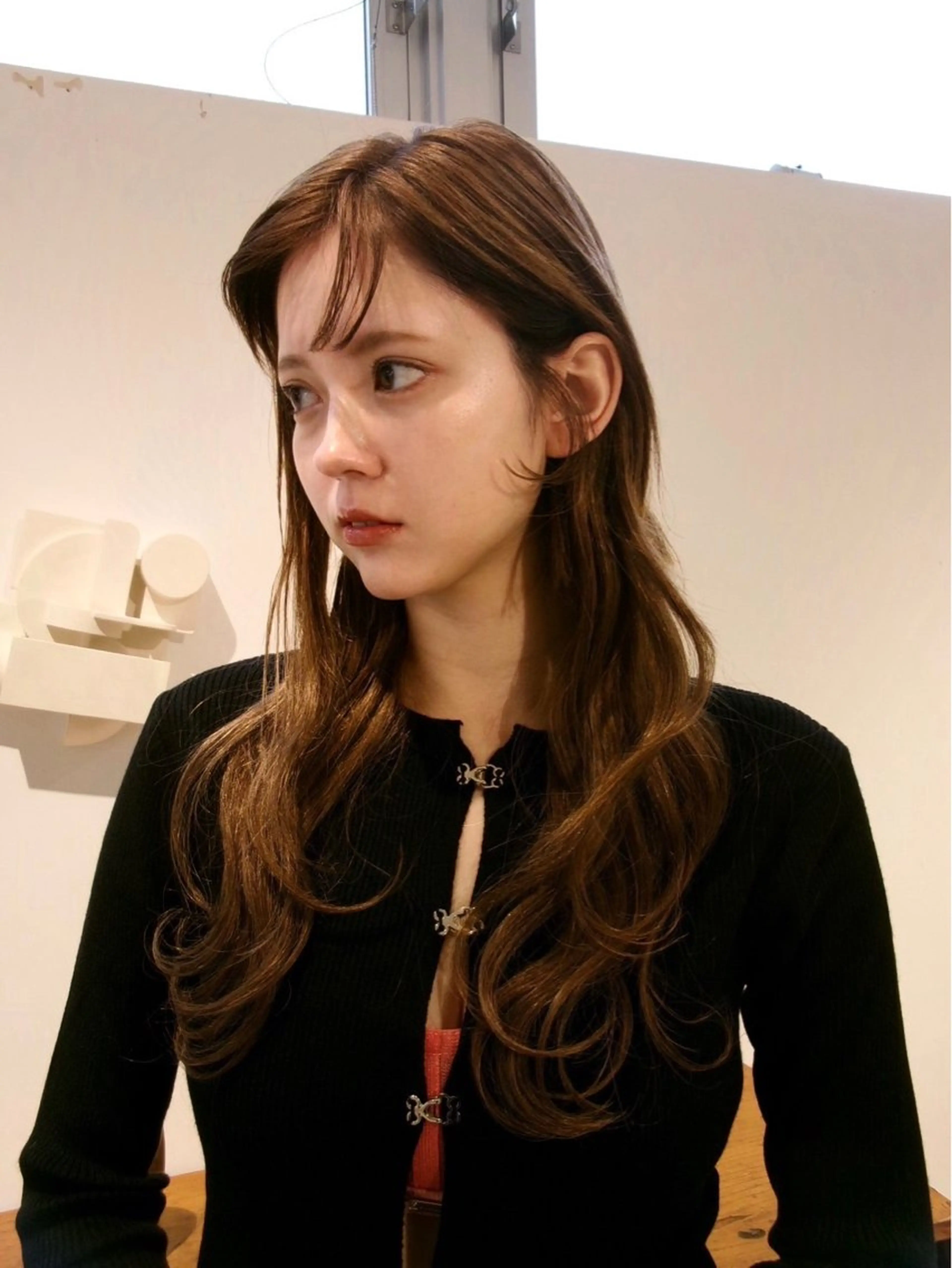 ロング カラー レイヤーカット カット ヘアカラー トリートメント 森田遥奈/透明感カラ ー/似合わせカットのヘアスタイル