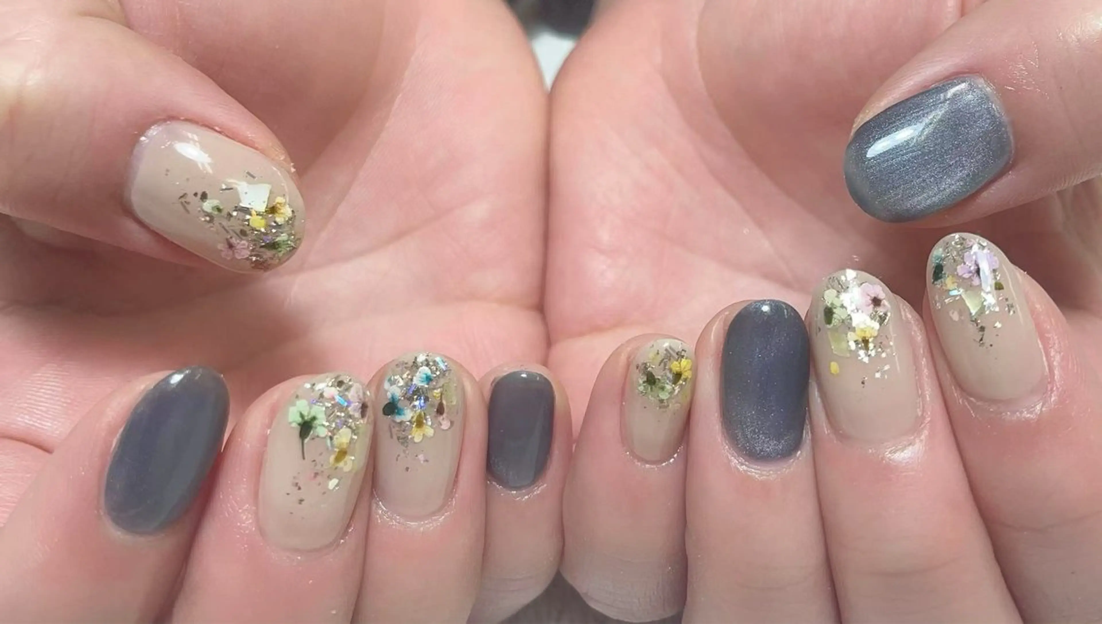 ネイル ハンドネイル マキ ネイルサロンのネイルデザイン