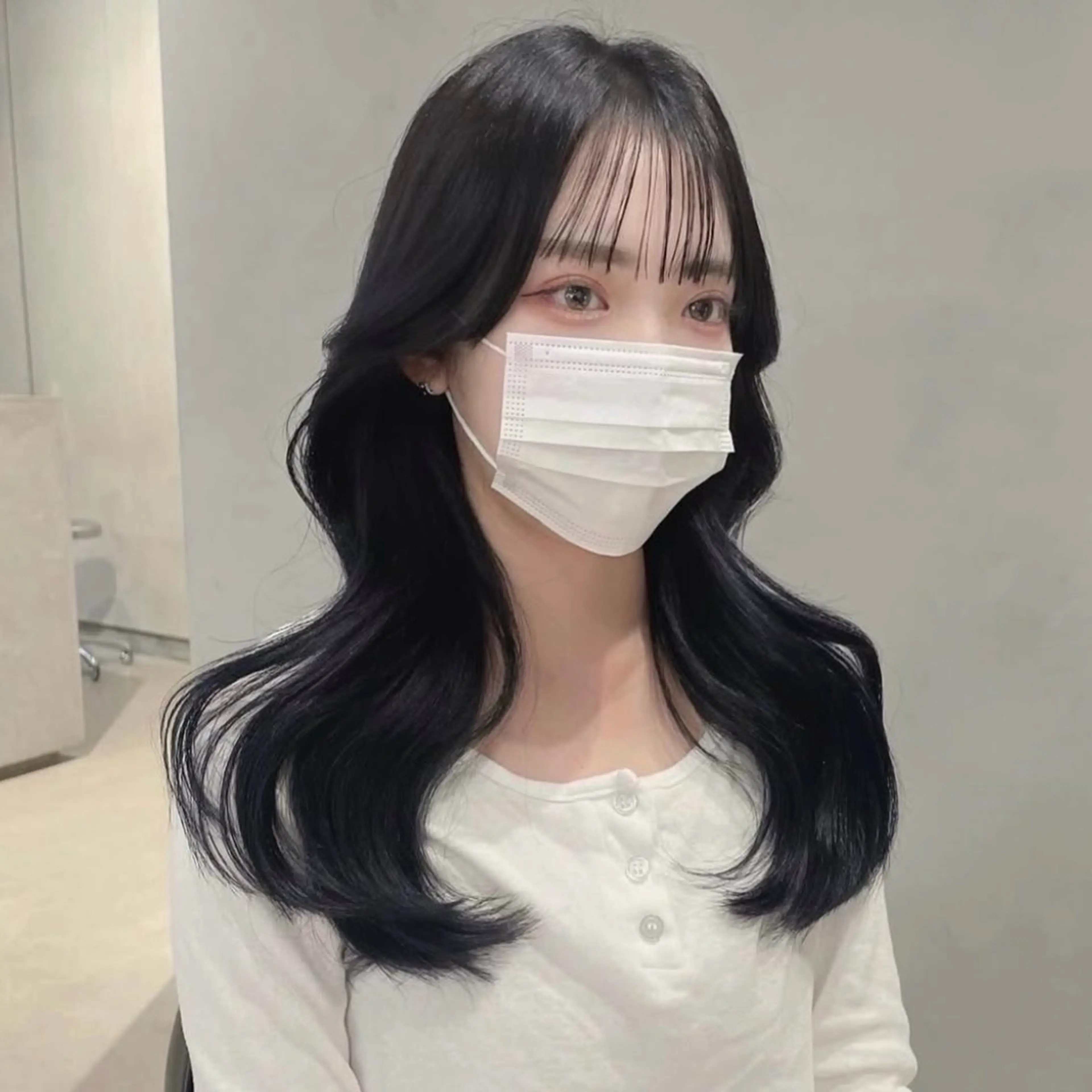 セミロング カラー ブルーカラー ブルーグレー ブルーグレージュ グレージュ レイヤーカット モテ韓国ヘア/ レイヤー🤍RIKAのヘアスタイル