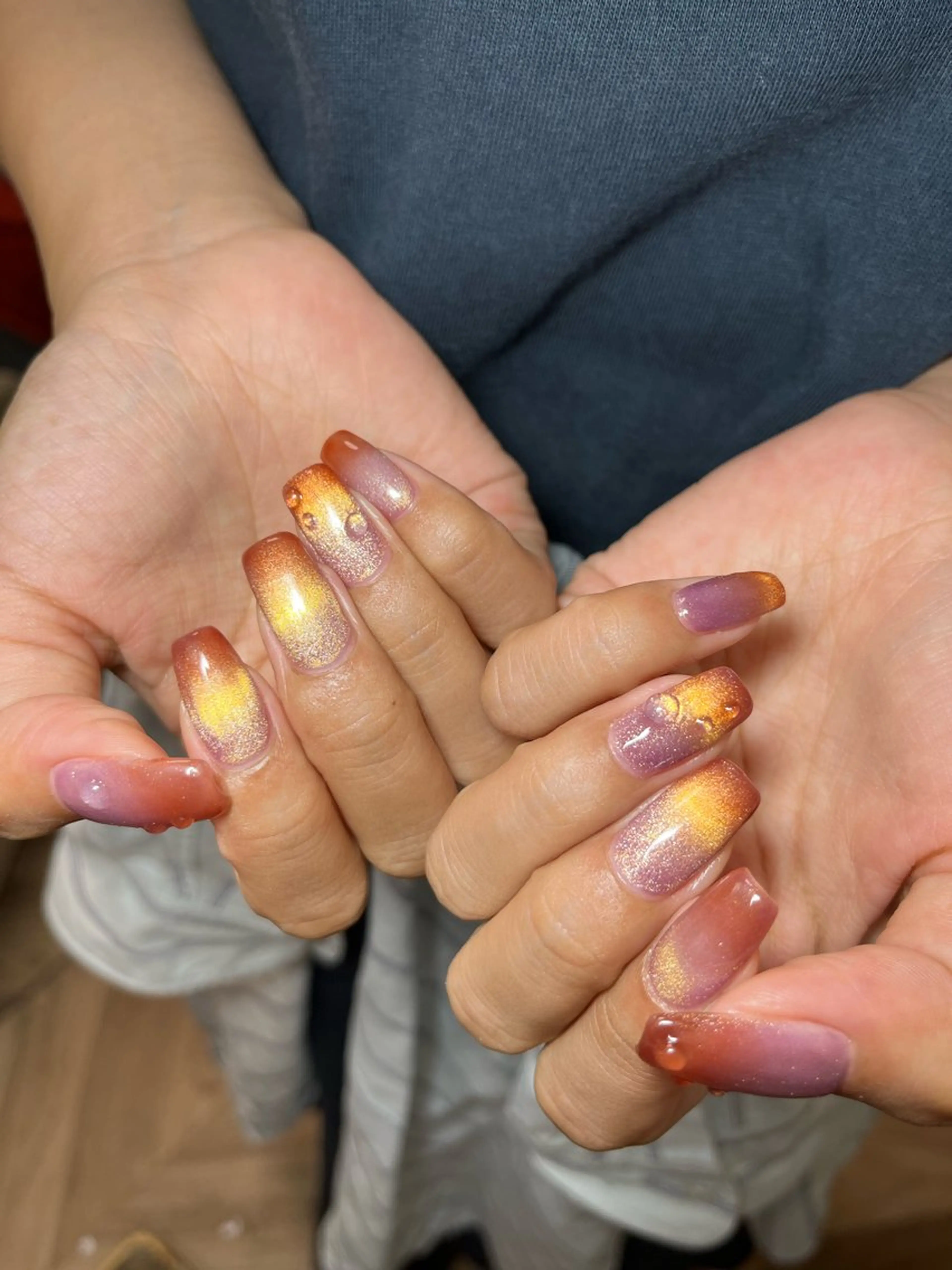 ネイル Amber21.所属・Nagahama Akariのネイルデザイン