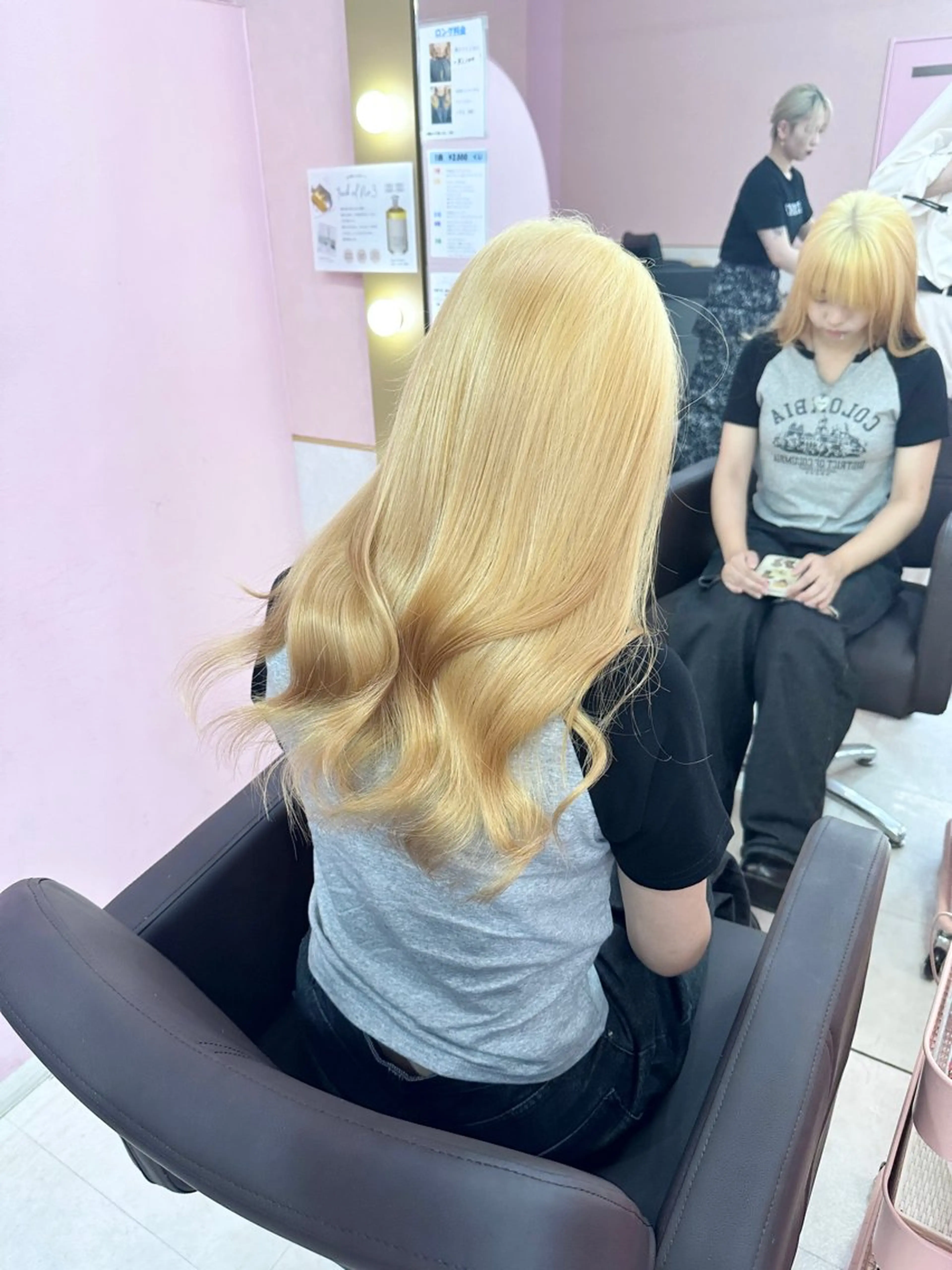 セミロング カラー ヘアカラー トリートメント ❄️💛エクステ ブリーチ❄️yukiのヘアスタイル