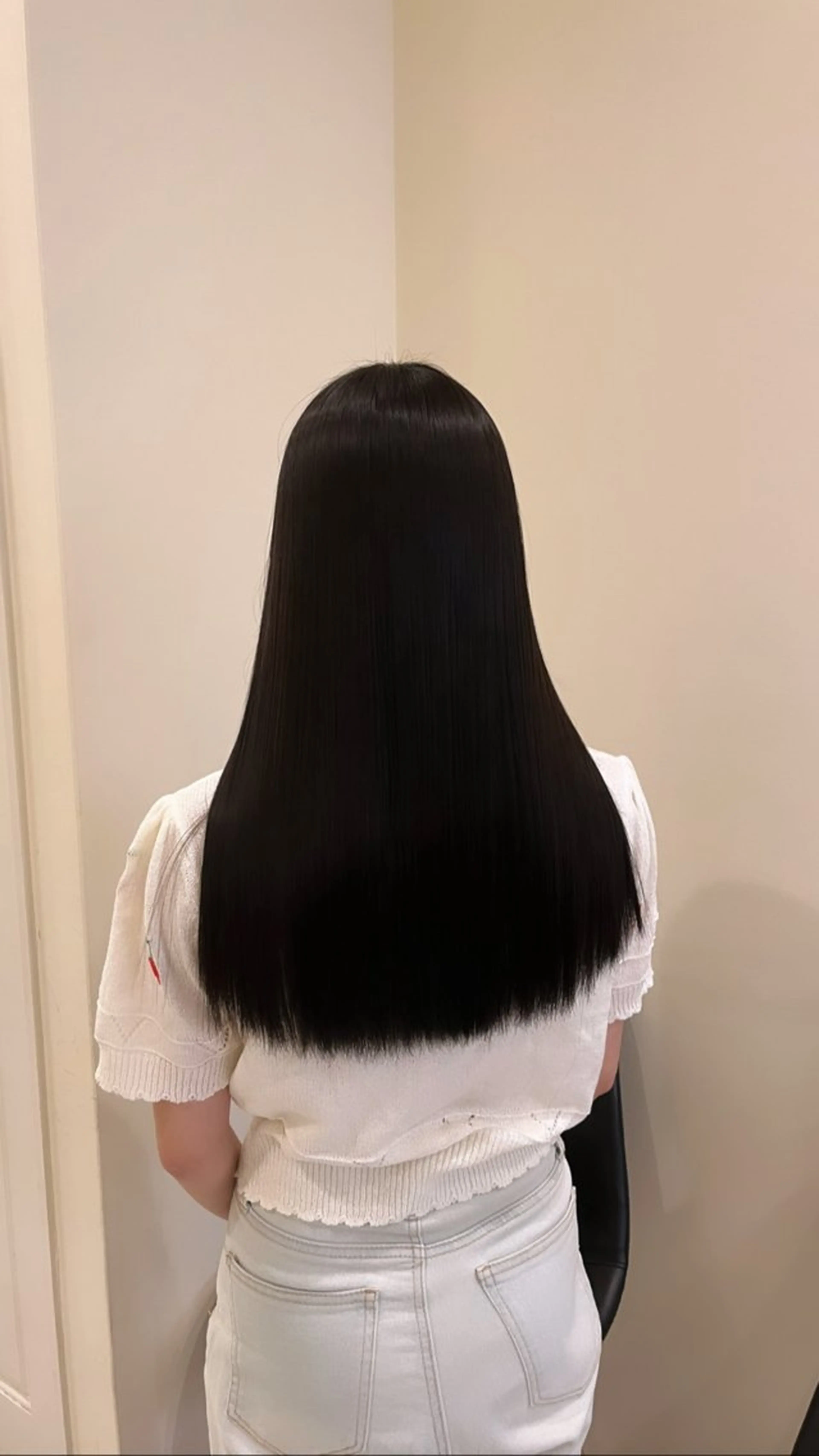 ロング カラー ヘアカラー トリートメント りく　レイヤーカット ケアブリーチのヘアスタイル