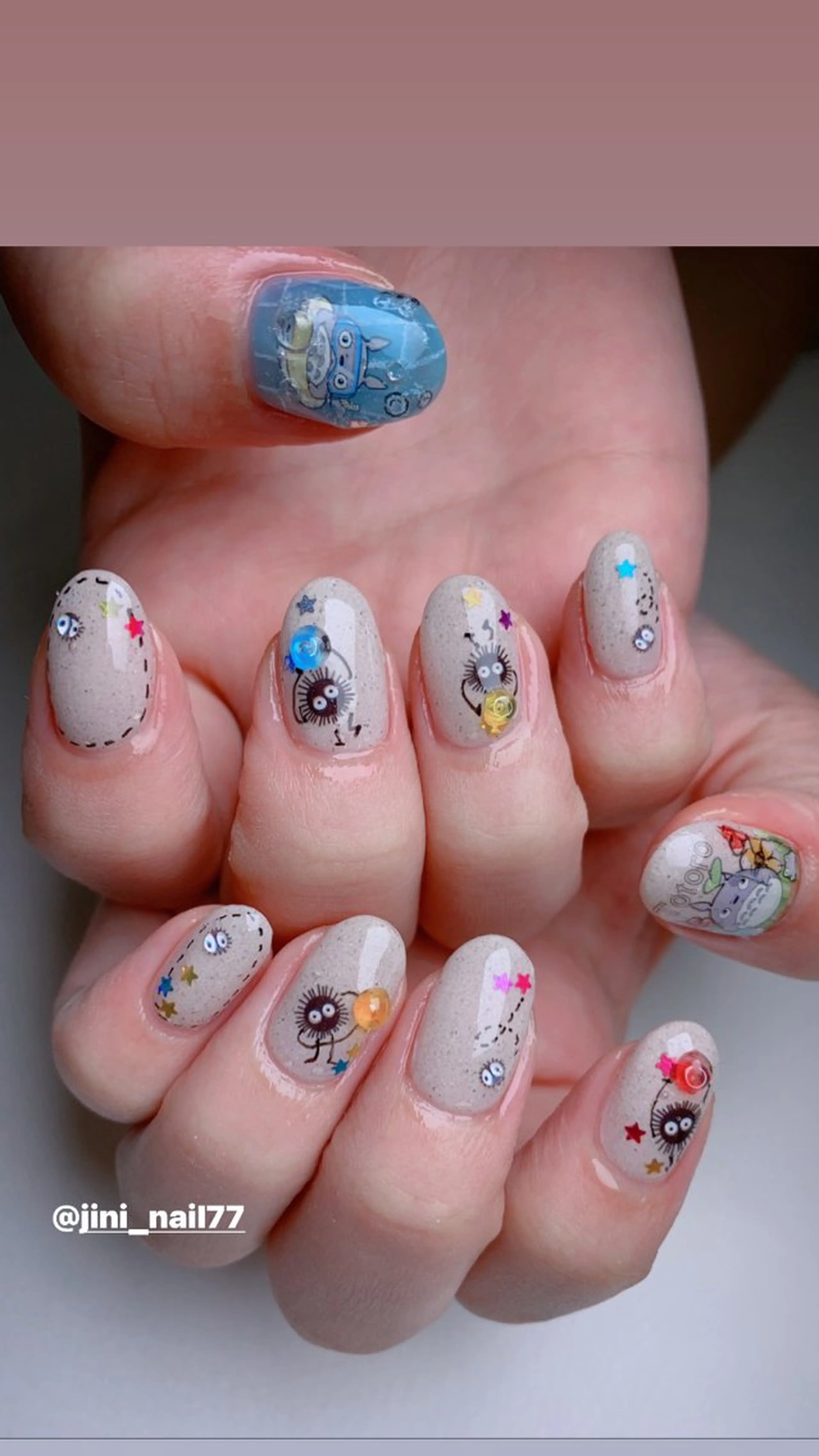 ネイル JINI NAIL所属・ジニ ネイルのネイルデザイン