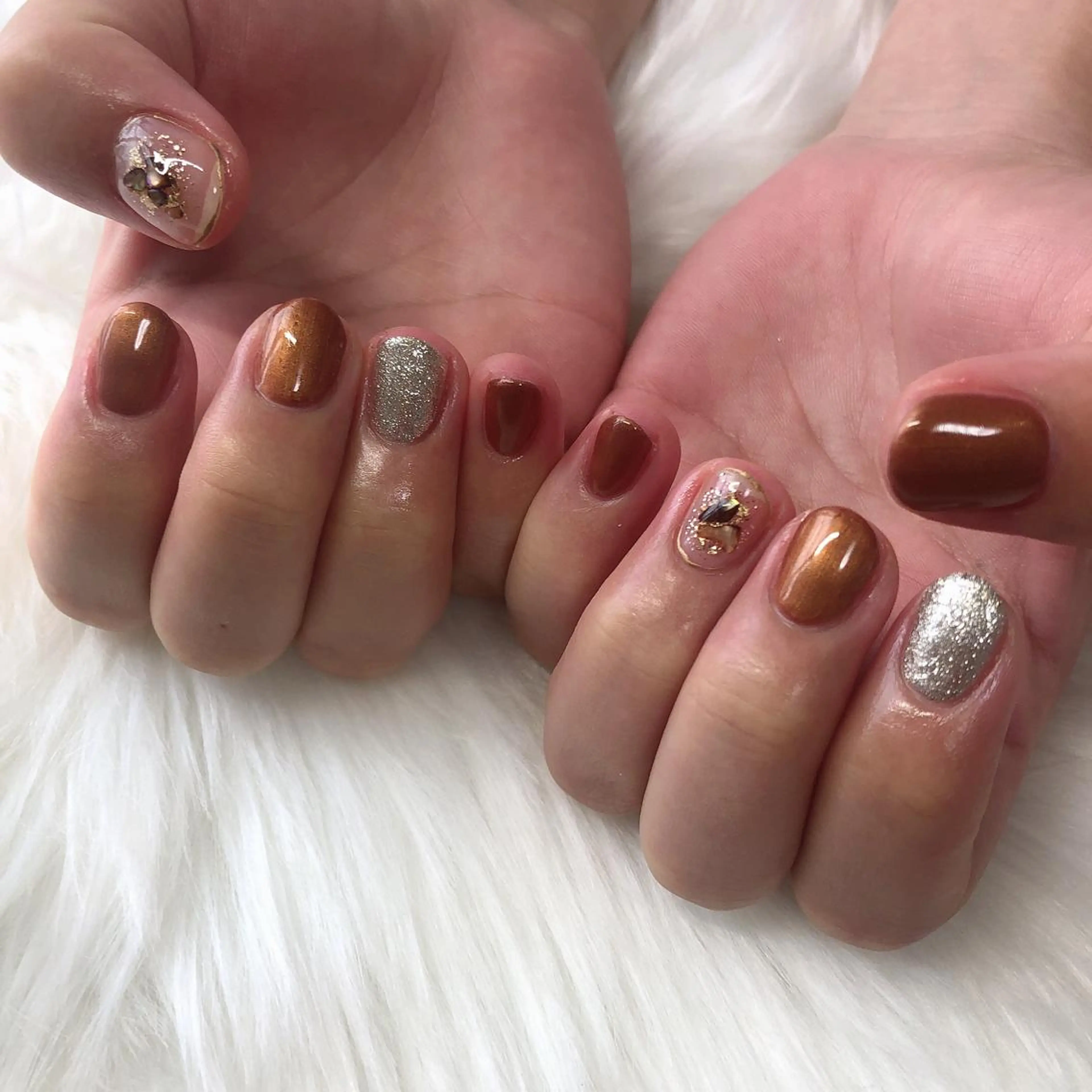 ネイル ハンドネイル 西岡 杏のネイルデザイン