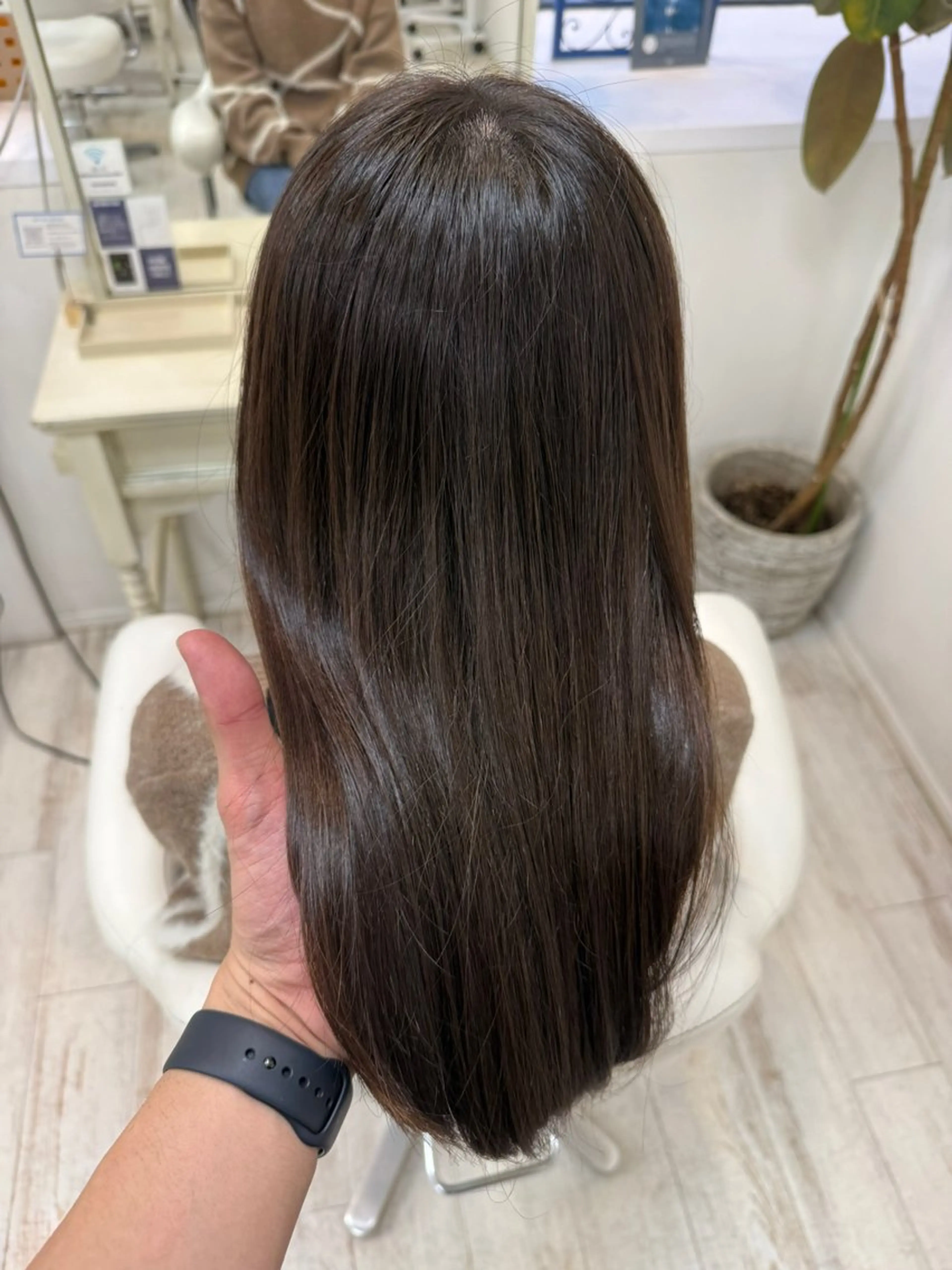 ロング 縮毛矯正 カット 縮毛矯正 新籾 尚哉のヘアスタイル