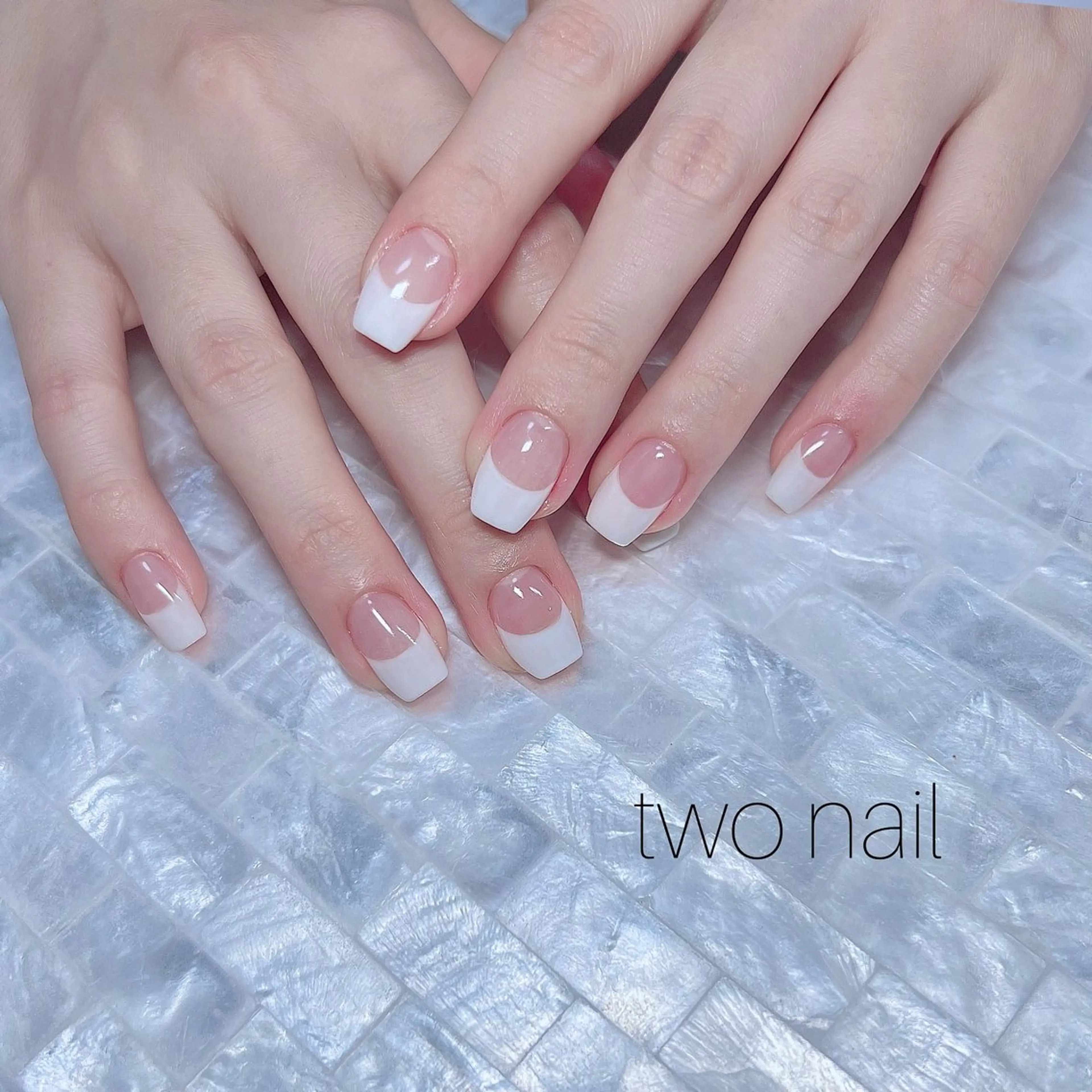 ネイル アートネイル ネイルチップ ホワイト ハンドネイル two nailのネイルデザイン