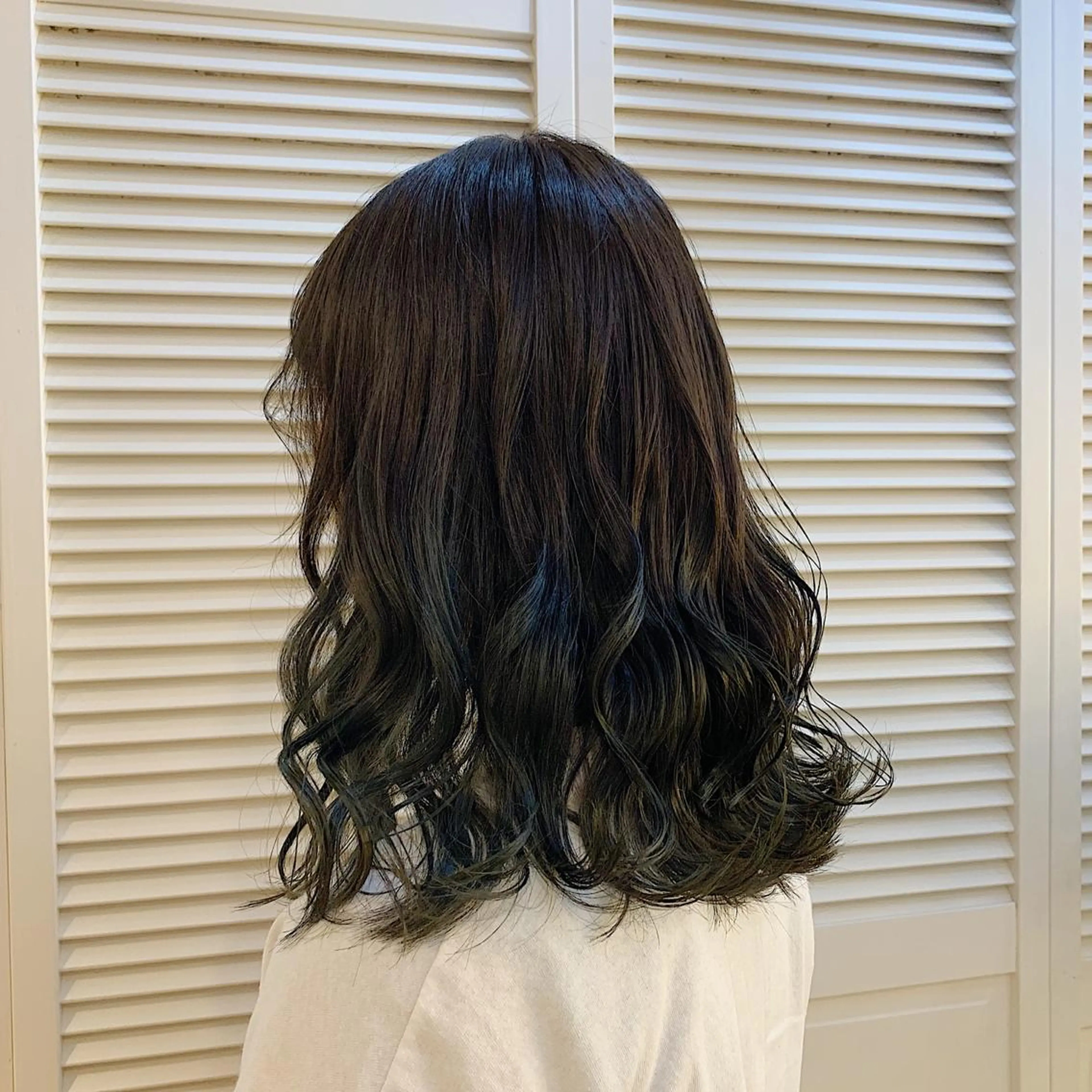 ミディアム カラー ブリーチ ヘアカラー GO TODAY SHAiRE SALON 町田店所属・🫧大森 知夏🫧のヘアスタイル