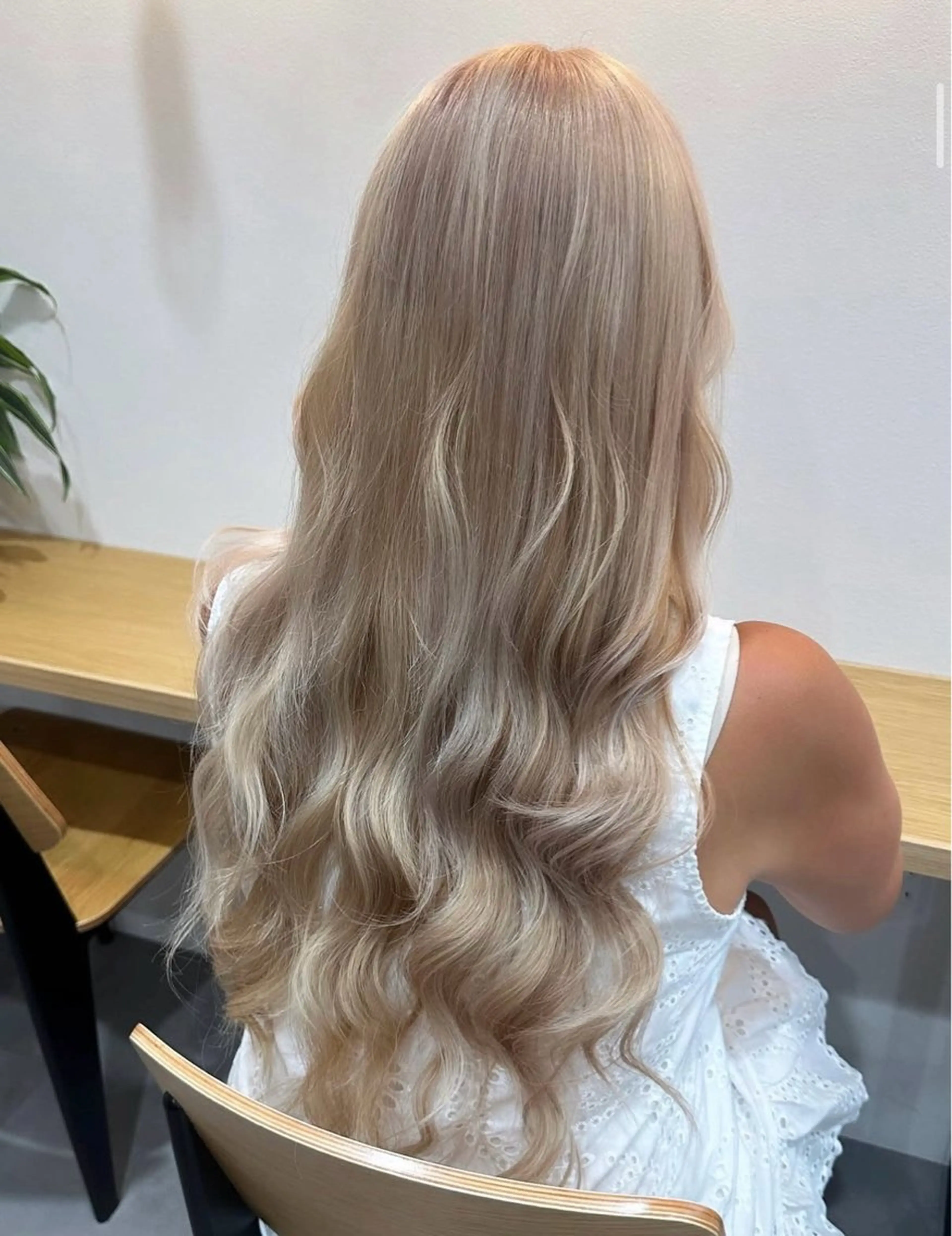 ロング カラー 濱崎 璃乃/ルプラボウのヘアスタイル