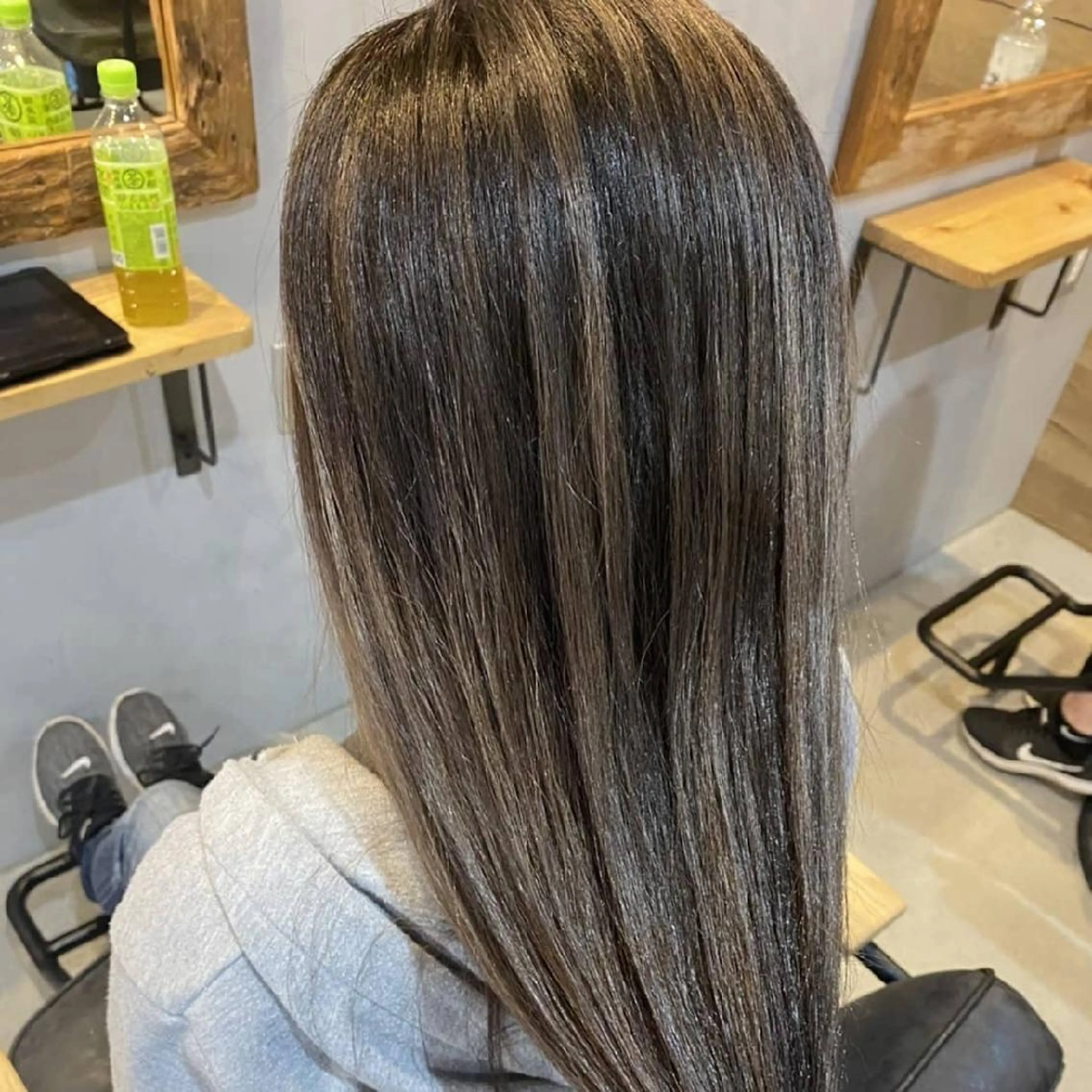 ロング カラー バレイヤージュ レイヤーカット Blue高槻所属・ハイライト 透明感カラー松本のヘアスタイル