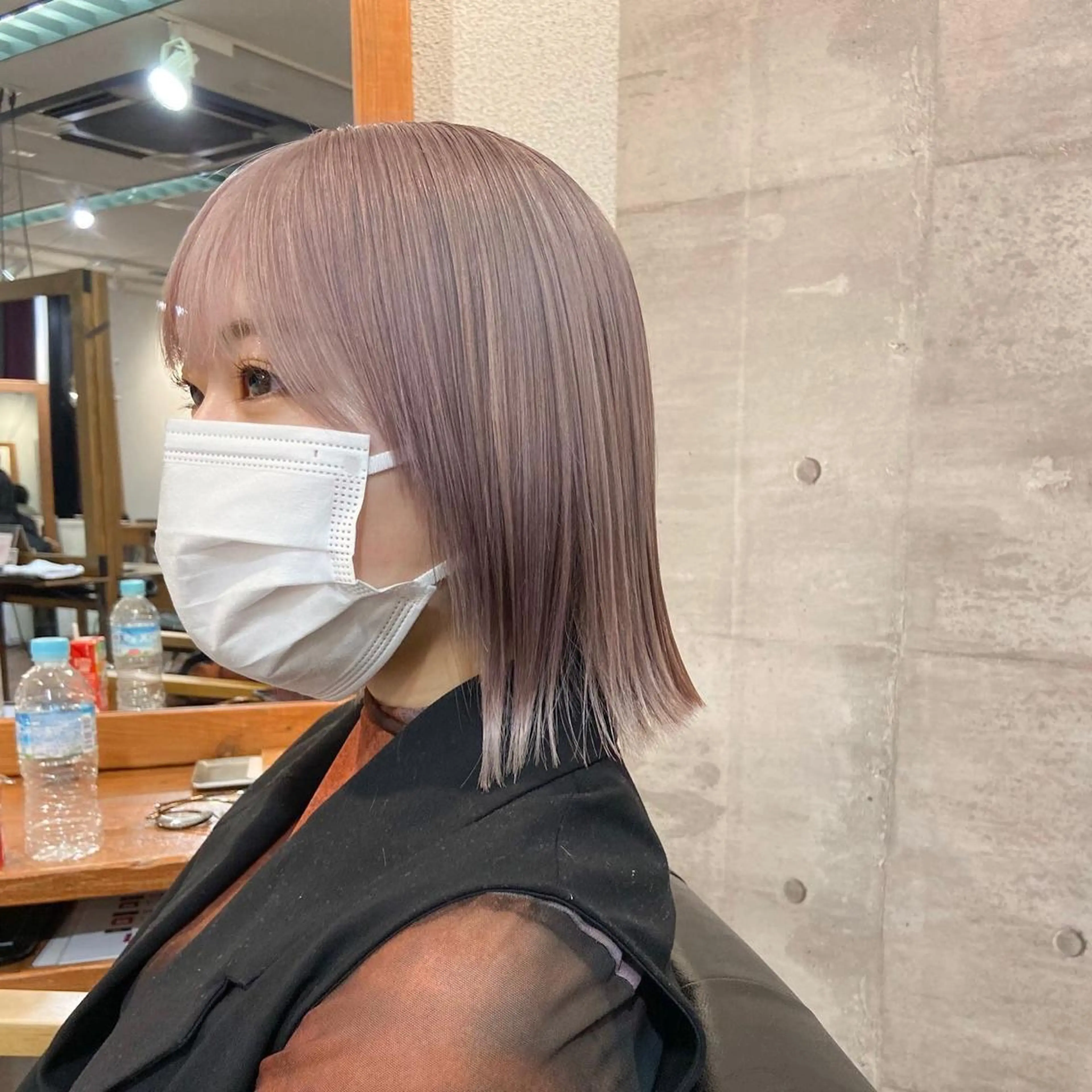 ミディアム カラー ブリーチ グレージュ ラベンダーカラー ピンクカラー 岡本康平/ボブ /ブリーチ/レイヤーのヘアスタイル