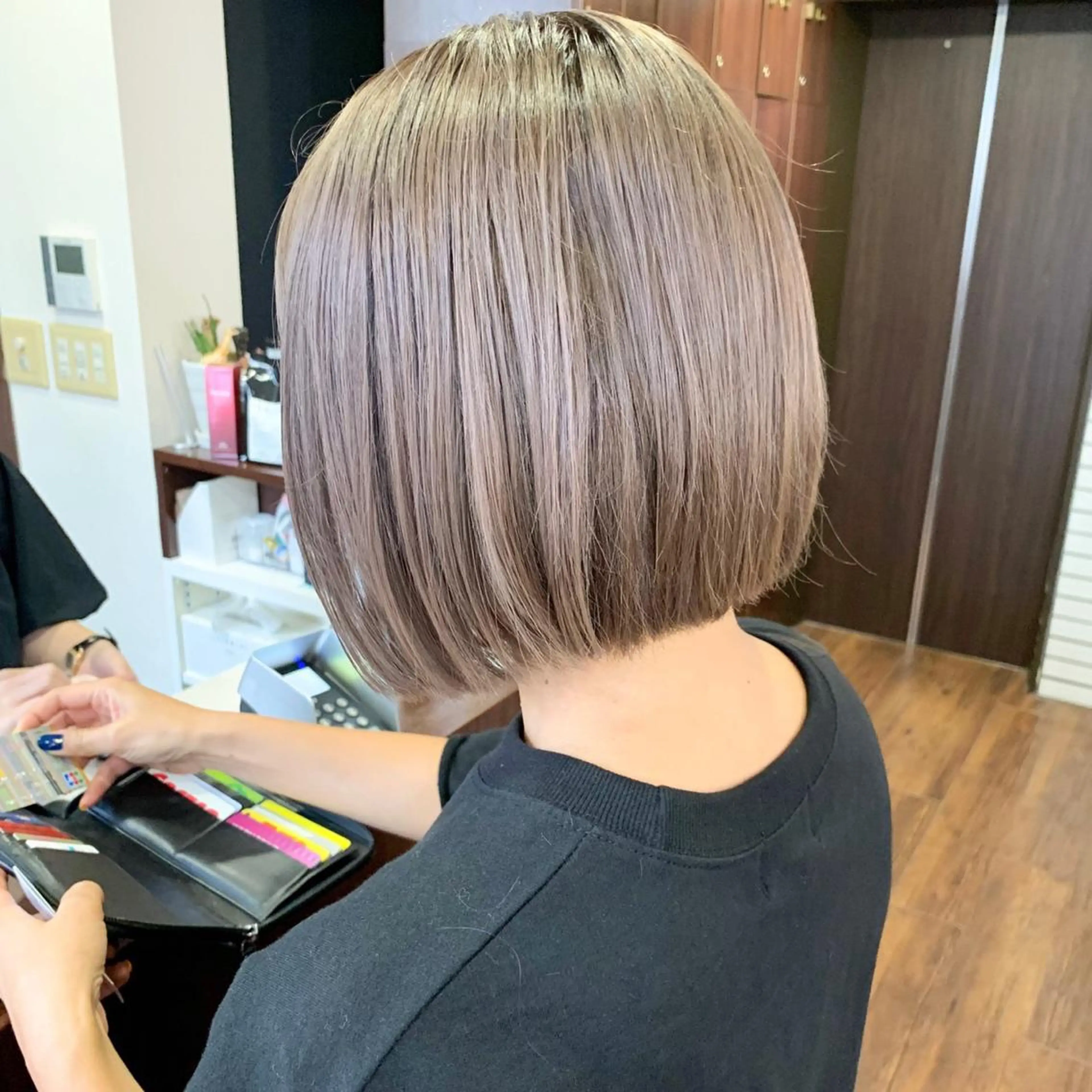 ショート カラー ヘアカラー Zinaセントラル所属・須田 ゆかりのヘアスタイル