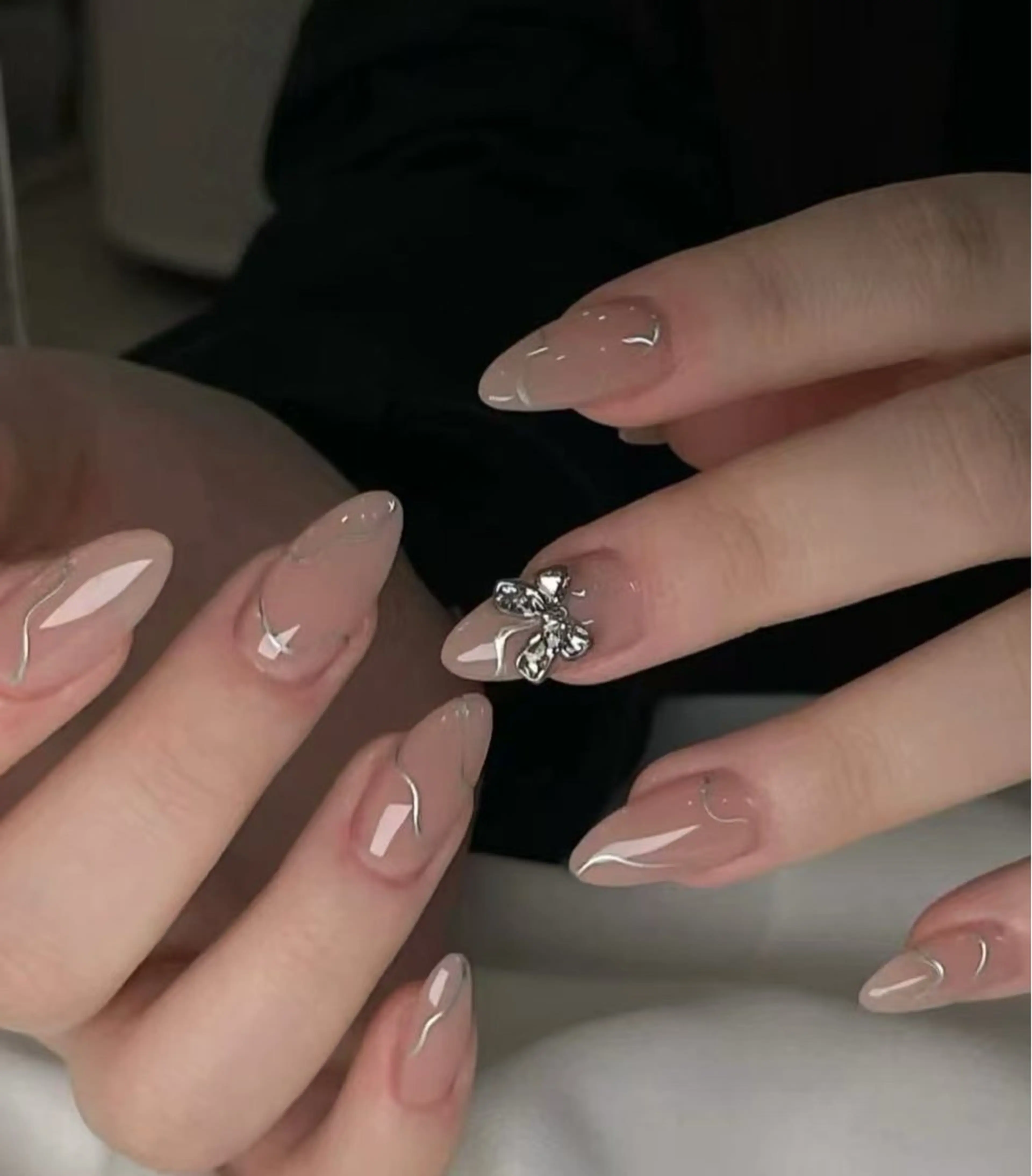 ネイル オーロラネイル フラワーネイル フットネイル フレンチネイル ジェルネイル ハンドネイル 相沢 さやかのネイルデザイン