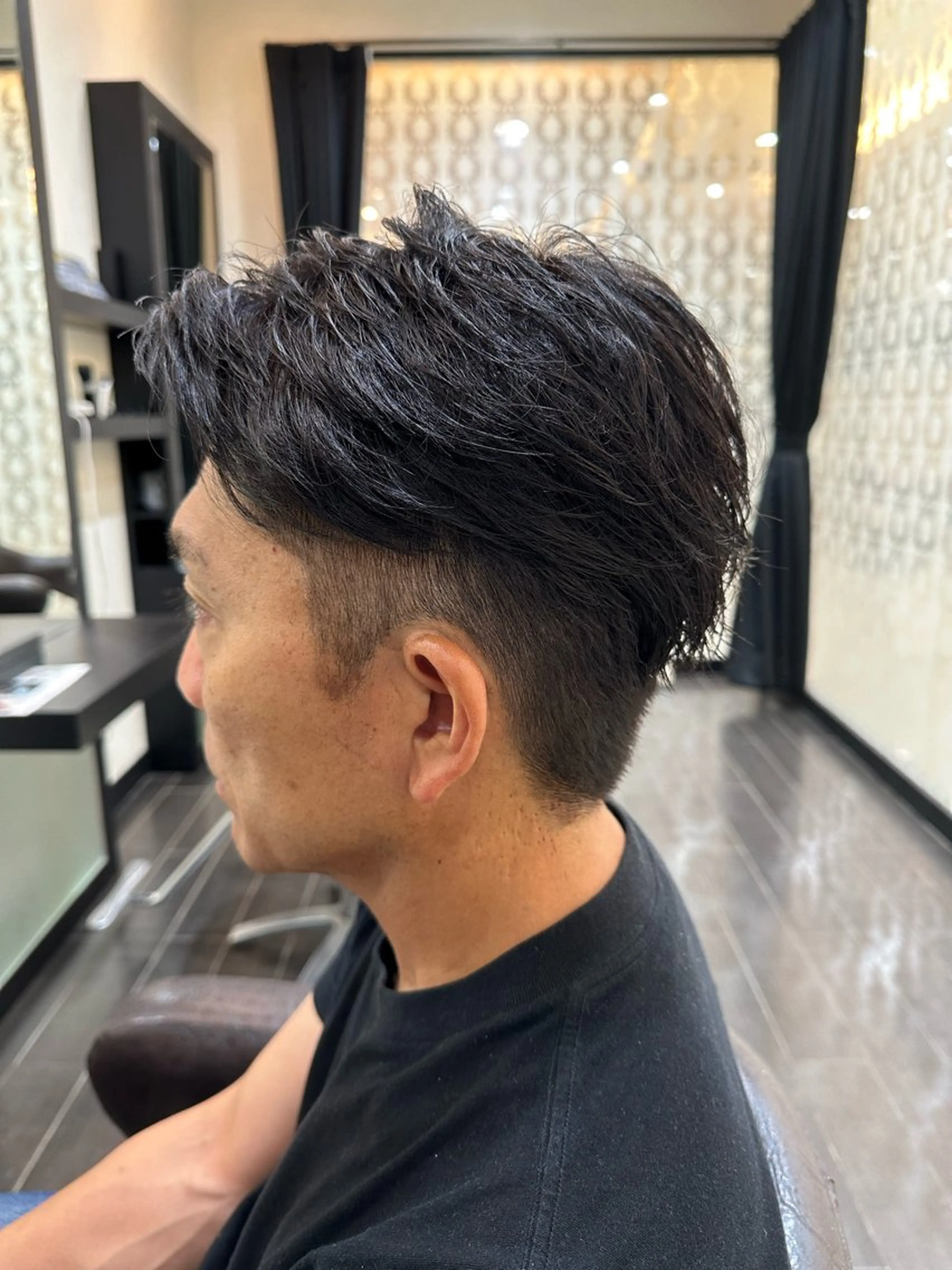 カラー メンズ 神田 一瑳のヘアスタイル