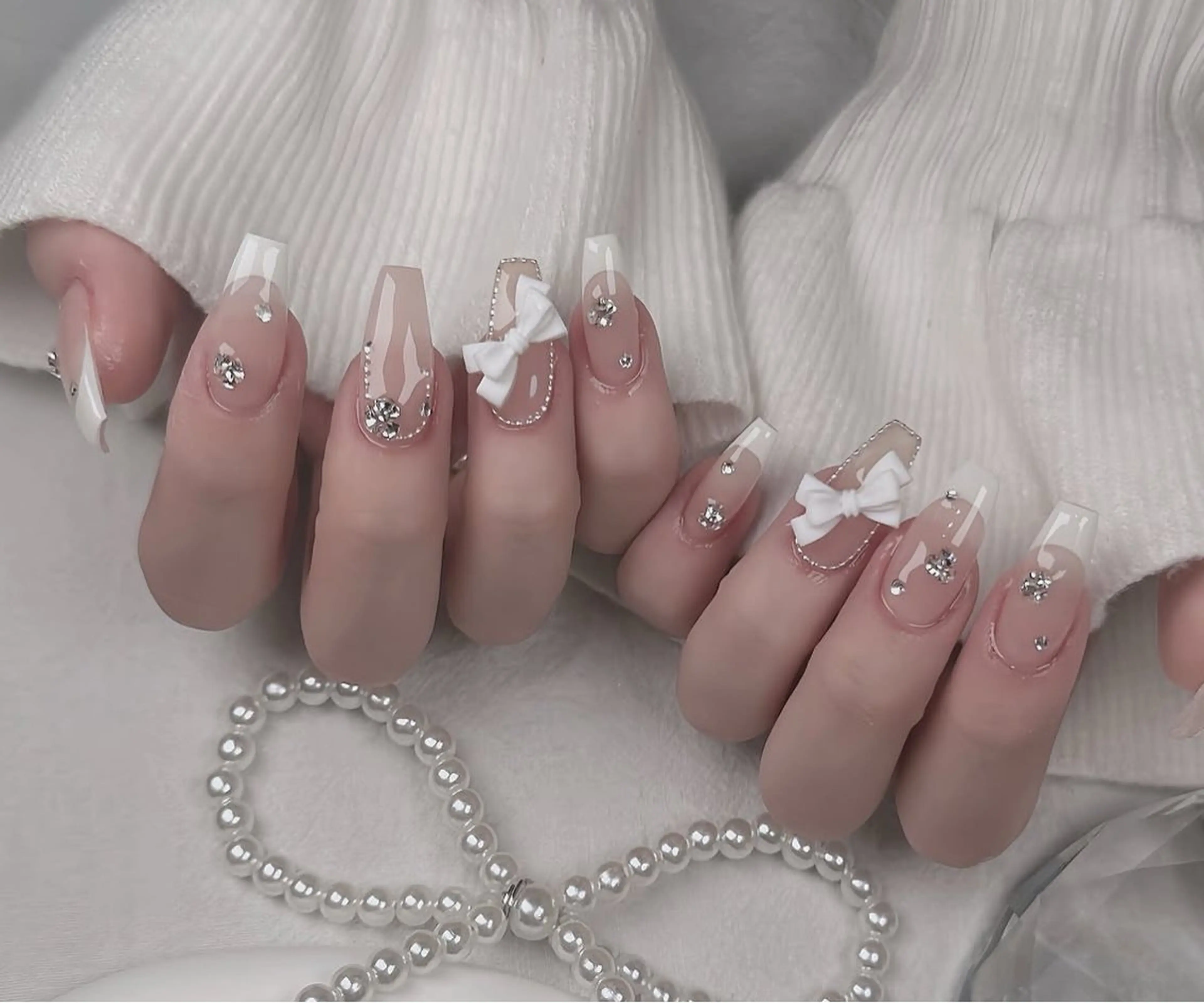 ネイル ハンドネイル 🎀PG🩵 ネイルサロンのネイルデザイン