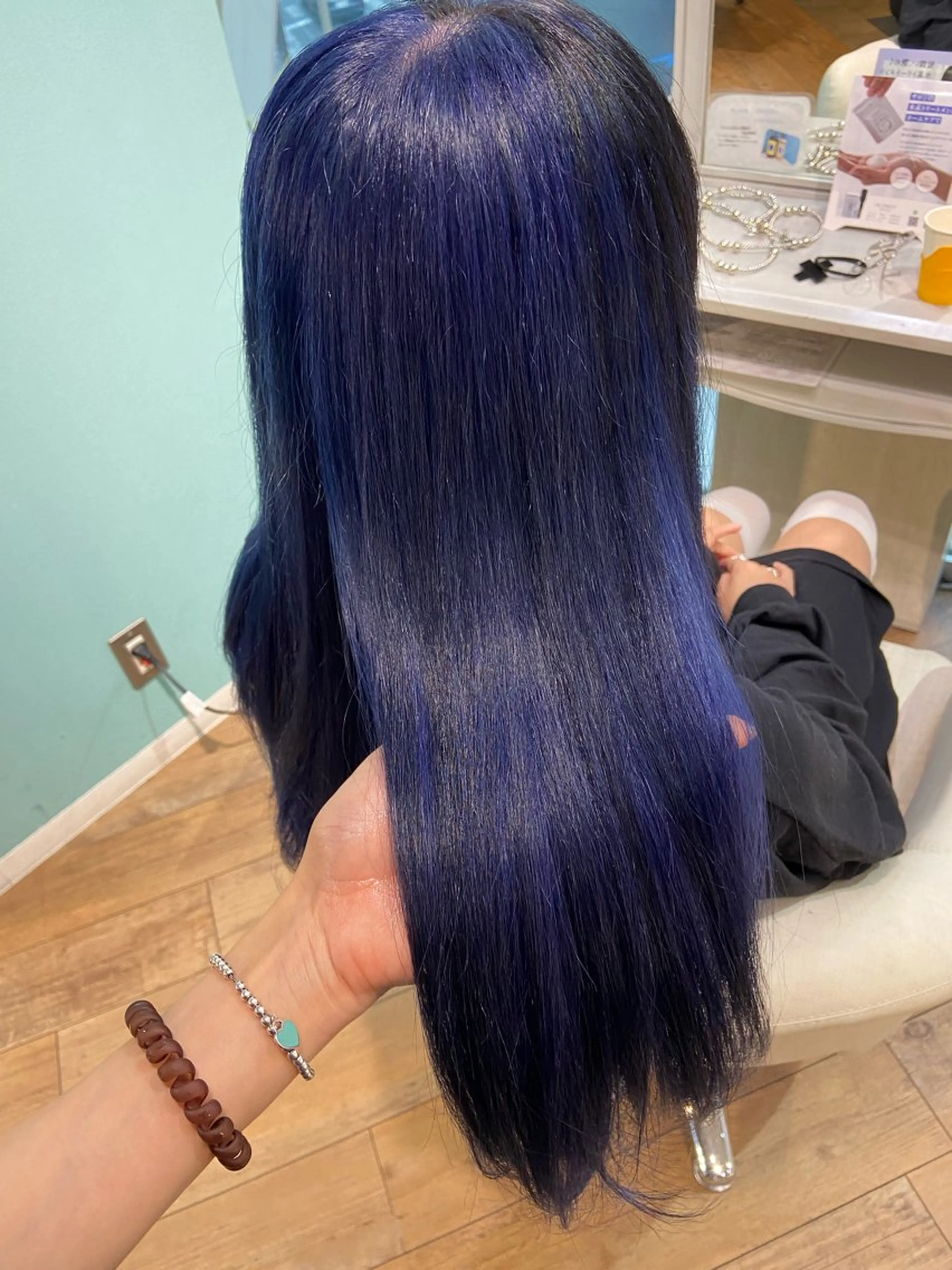 ロング カラー ブルーカラー ヘアカラー トリートメント 🧸プルエクステ❤︎ ネイルKAO🧸のヘアスタイル
