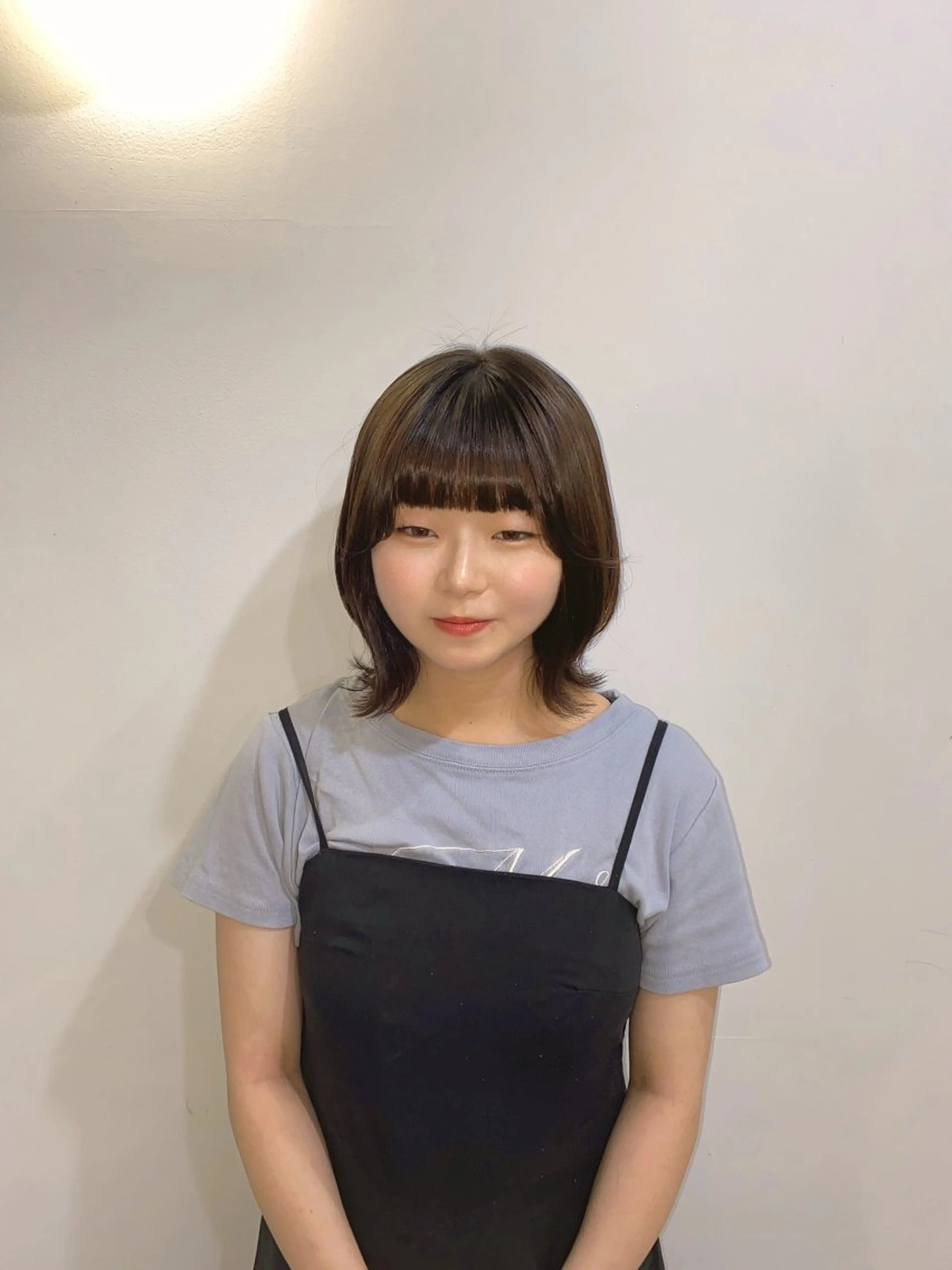 ミディアム くびれヘア くびれレイヤー レイヤーカット ハナダ メイのヘアスタイル