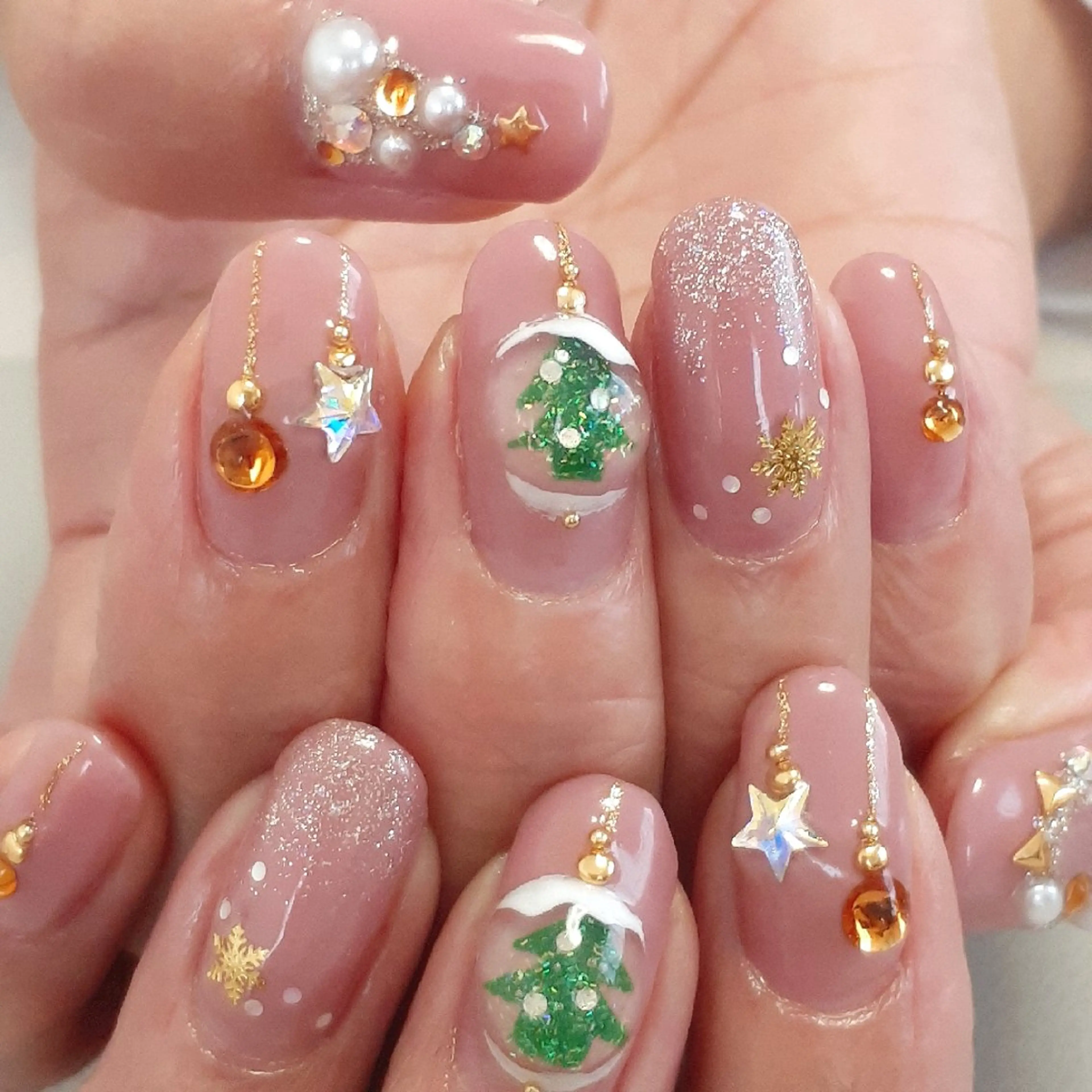 ネイル 冬ネイル クリスマス ハンドネイル 池元 真由美のネイルデザイン