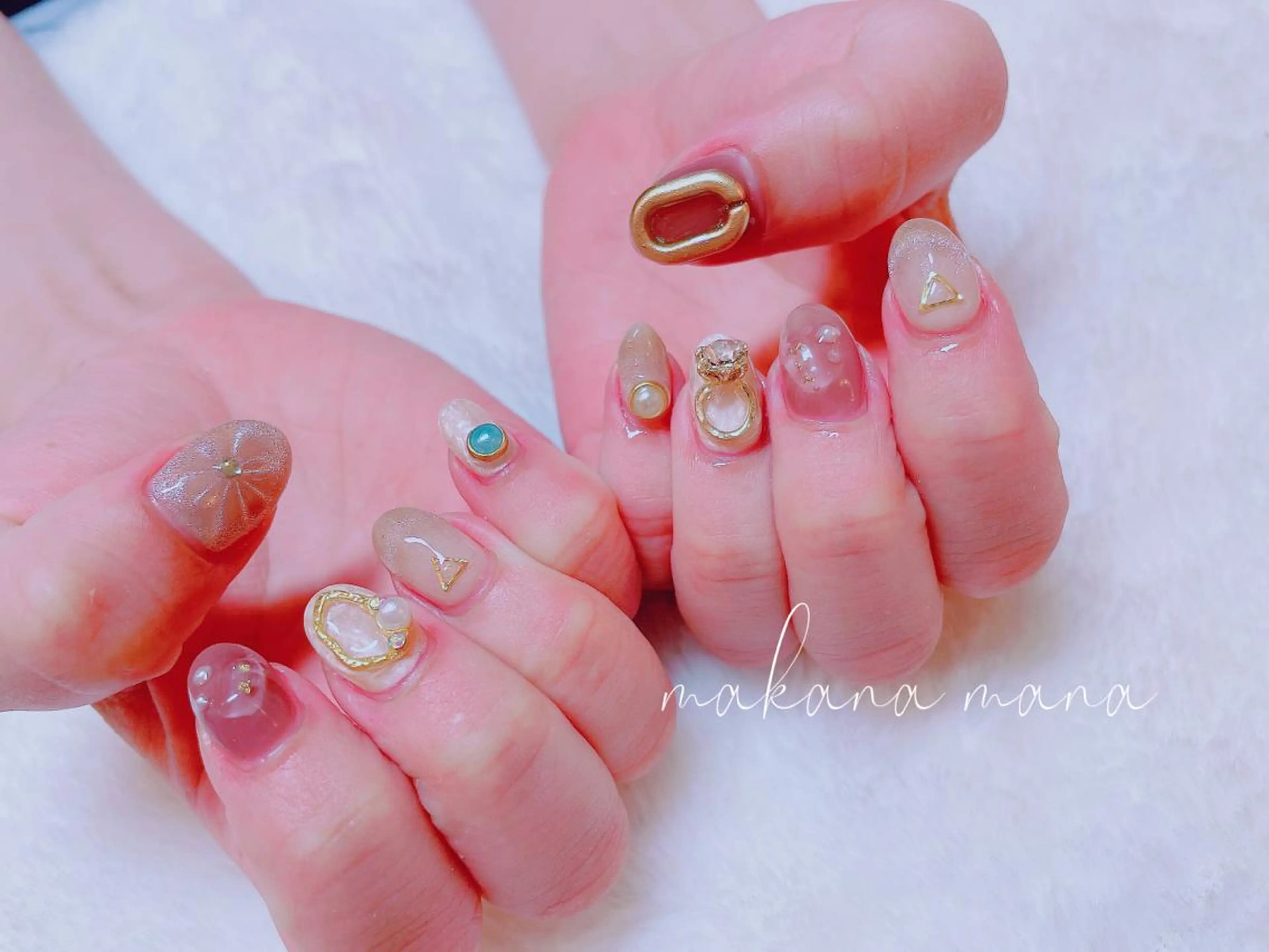 ネイル Makana Mana所属・Makana Manaのネイルデザイン