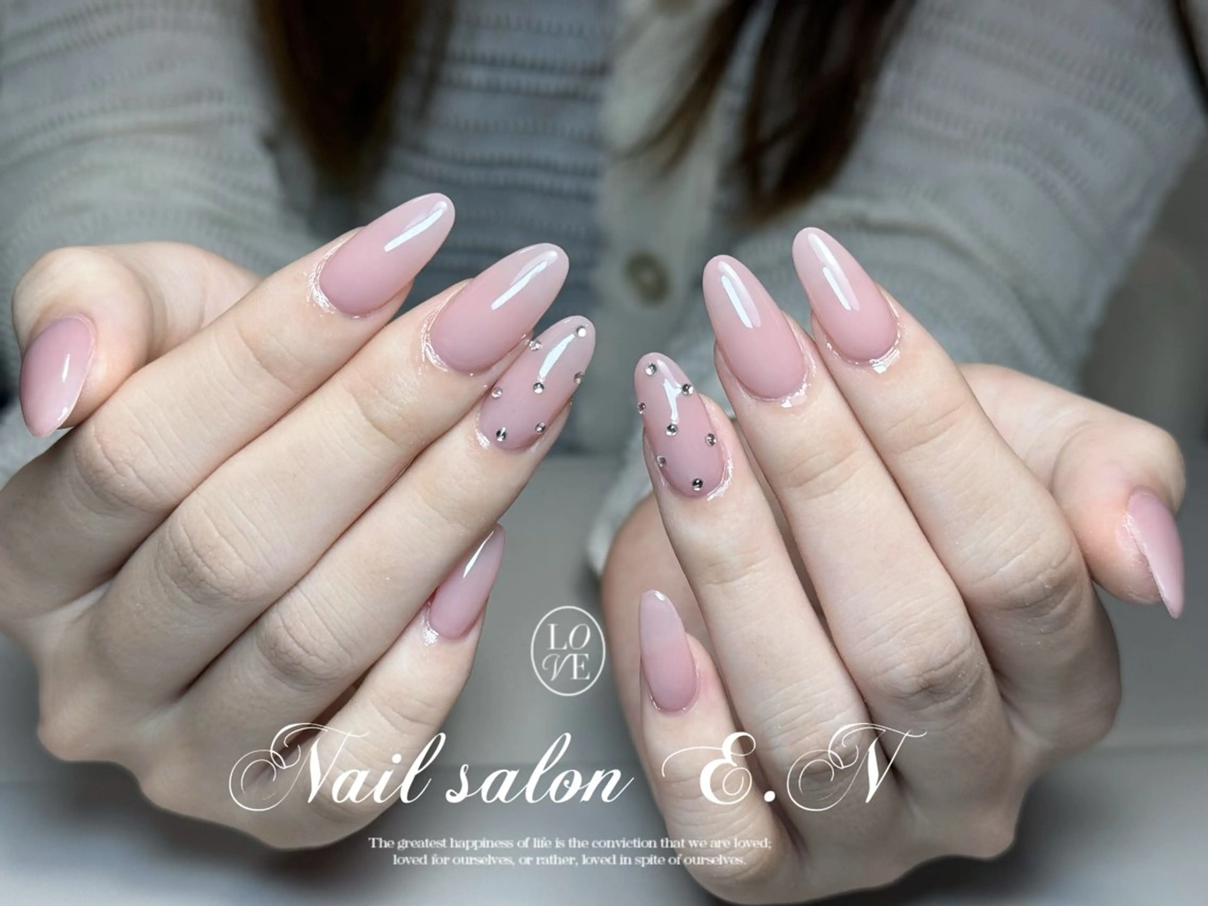 ネイル アートネイル オーロラネイル ガーリー キラキラネイル 韓国ネイル ハンドネイル E.N🦋 長さ出し/持ち込みのネイルデザイン