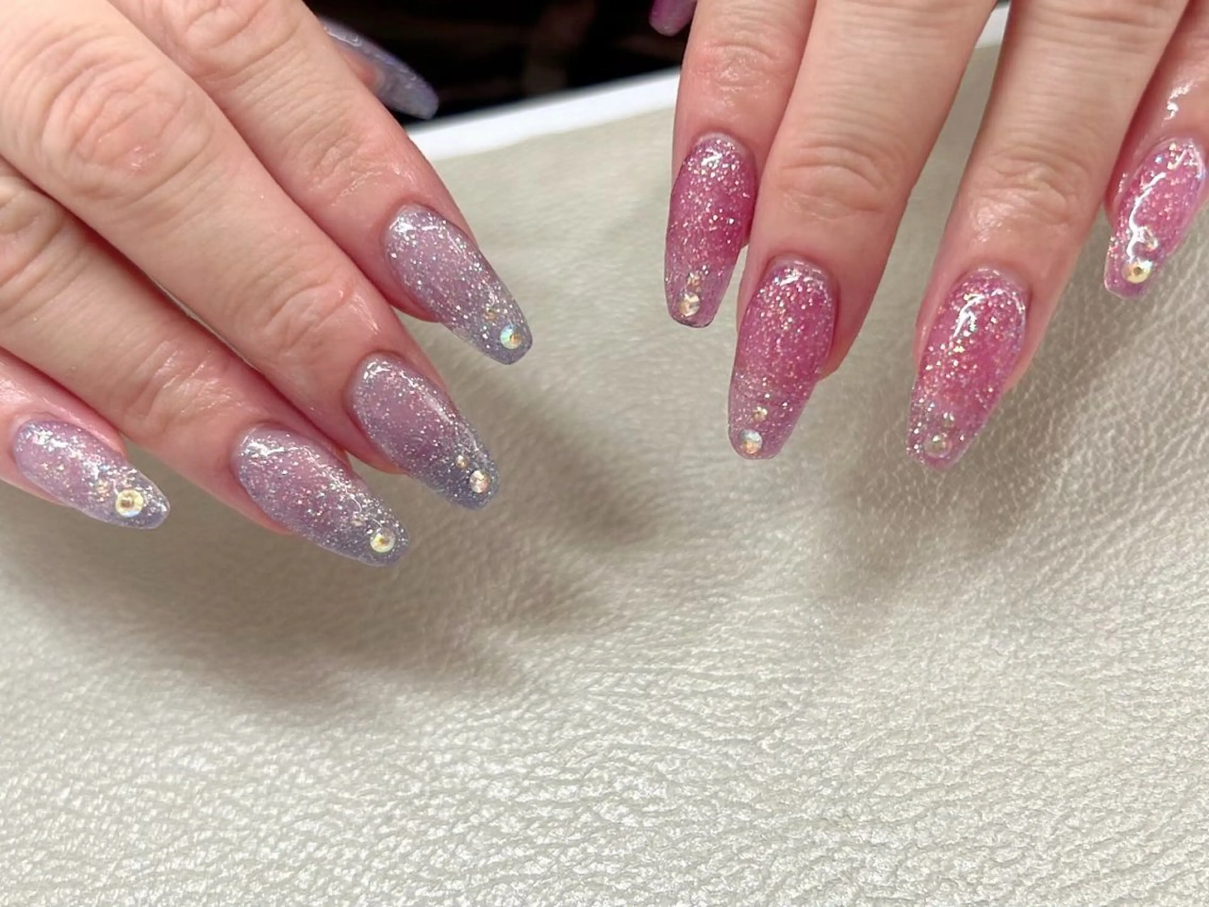 ネイル ハンドネイル ハンドケア Regene ARAKIのネイルデザイン