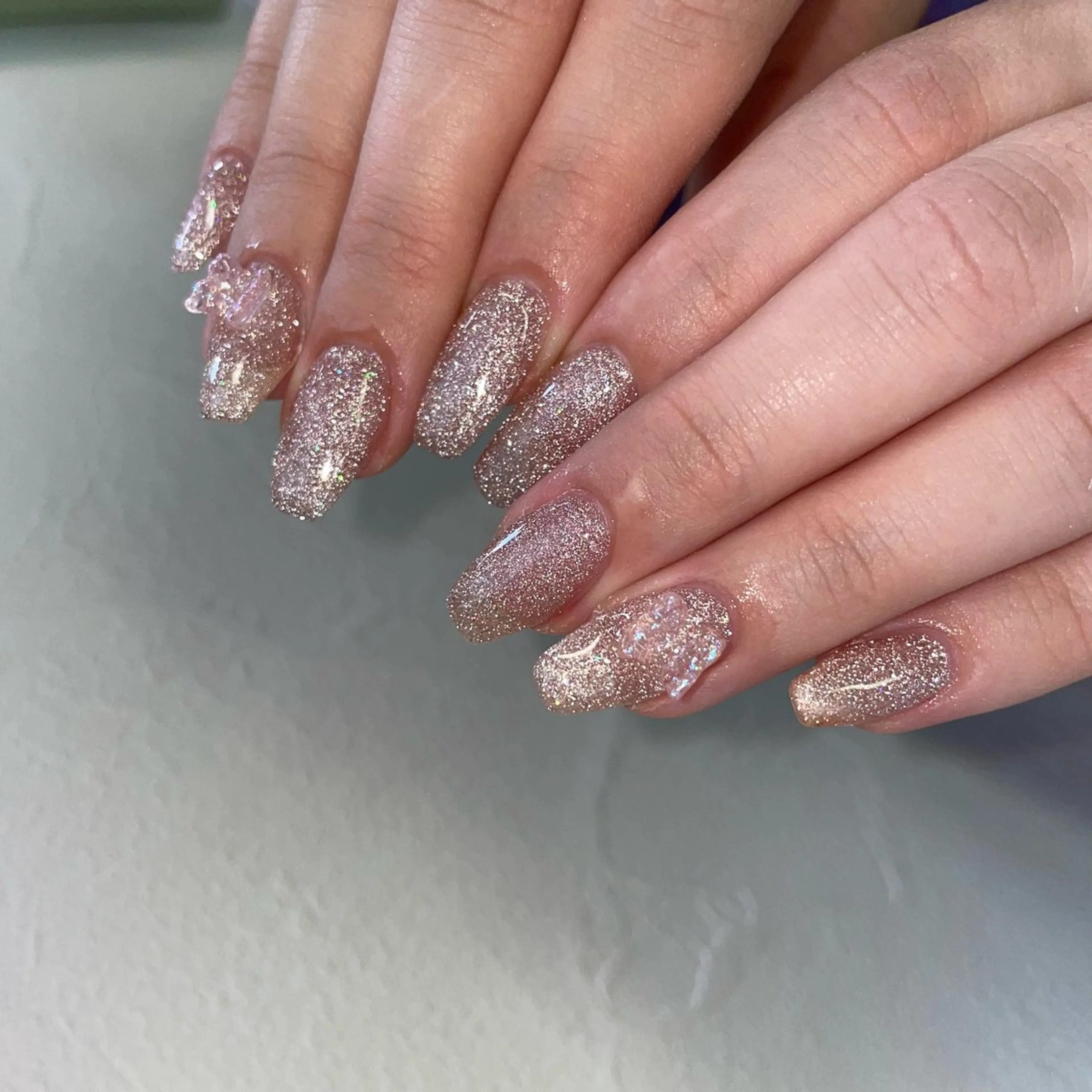 ネイル b'6 by Stir所属・b'6 SAKINAのネイルデザイン