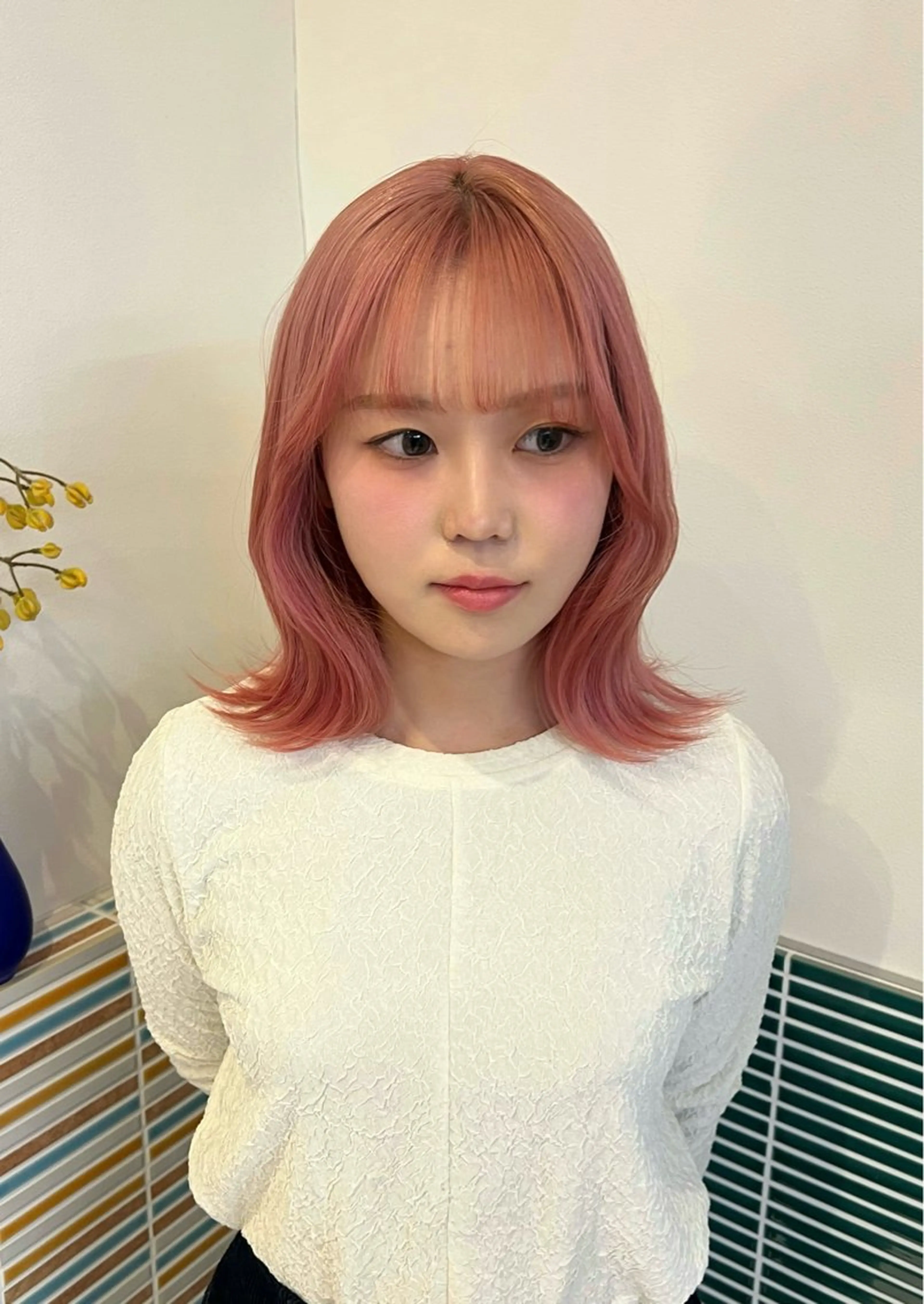 ミディアム カラー ヘアアレンジ ヘアカラー ハイトーンカラー /梅田/みほのヘアスタイル