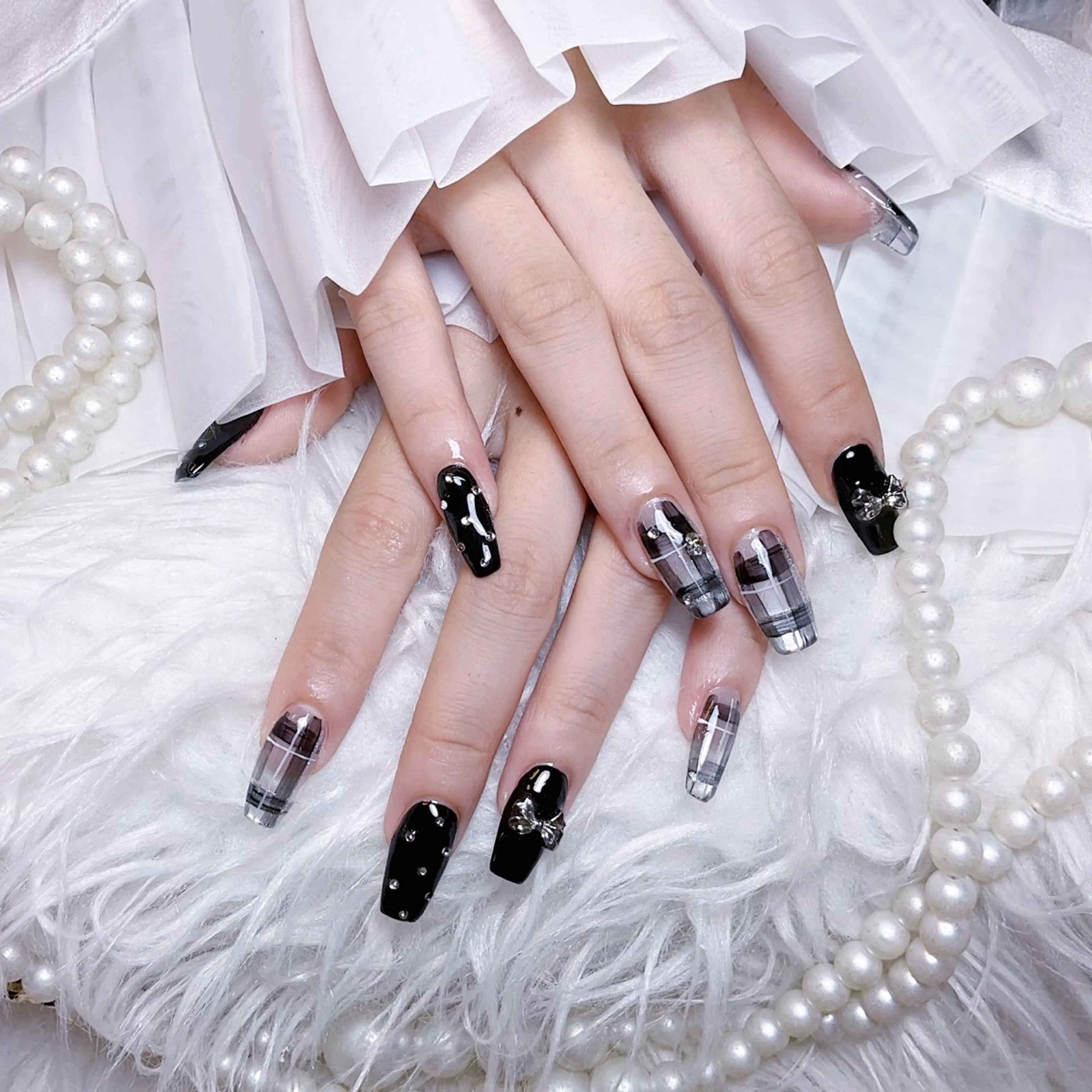 ネイル ハンドネイル 🌈Yun nail hyejin💋のネイルデザイン