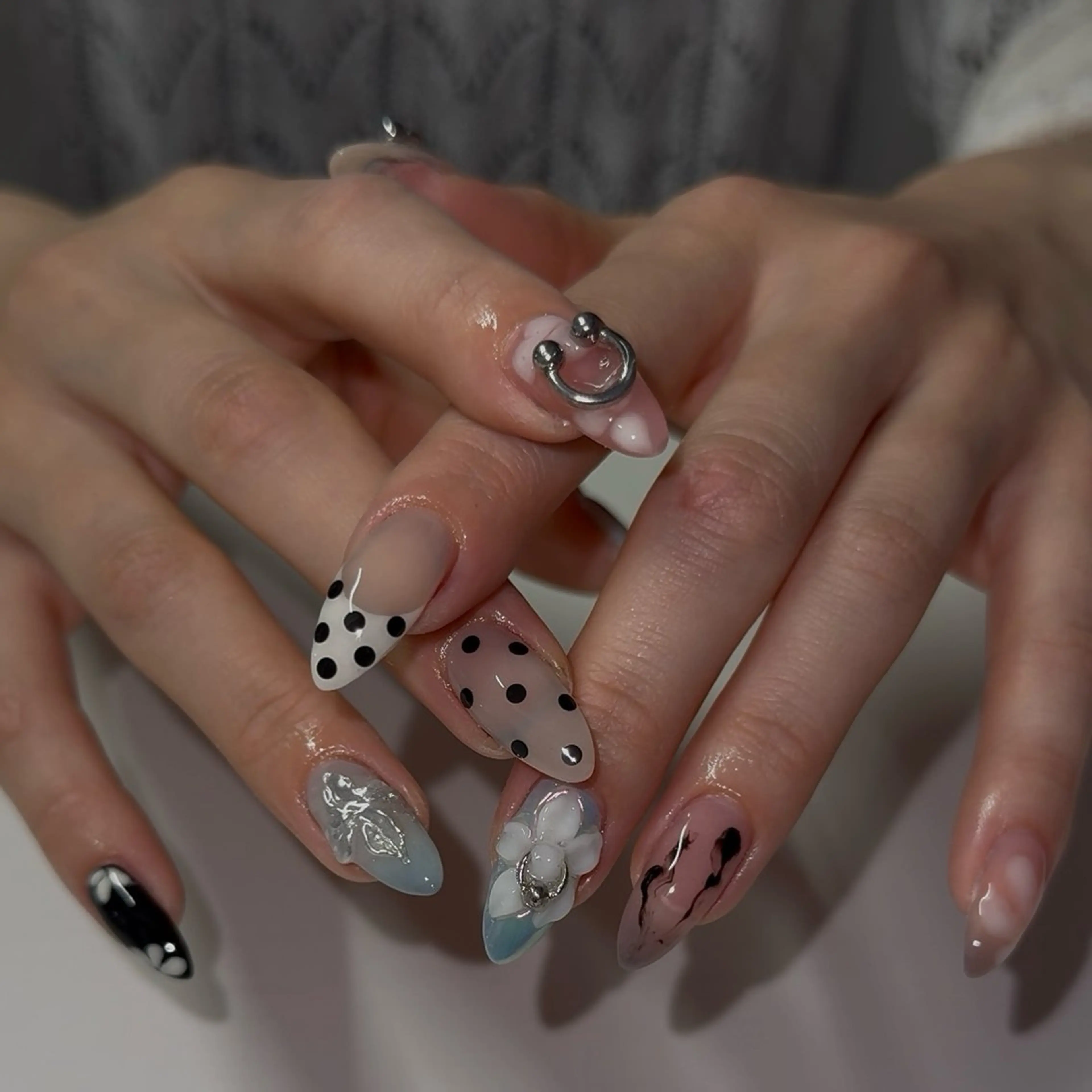ネイル ハンドネイル Sarina ⋆⭒˚のネイルデザイン