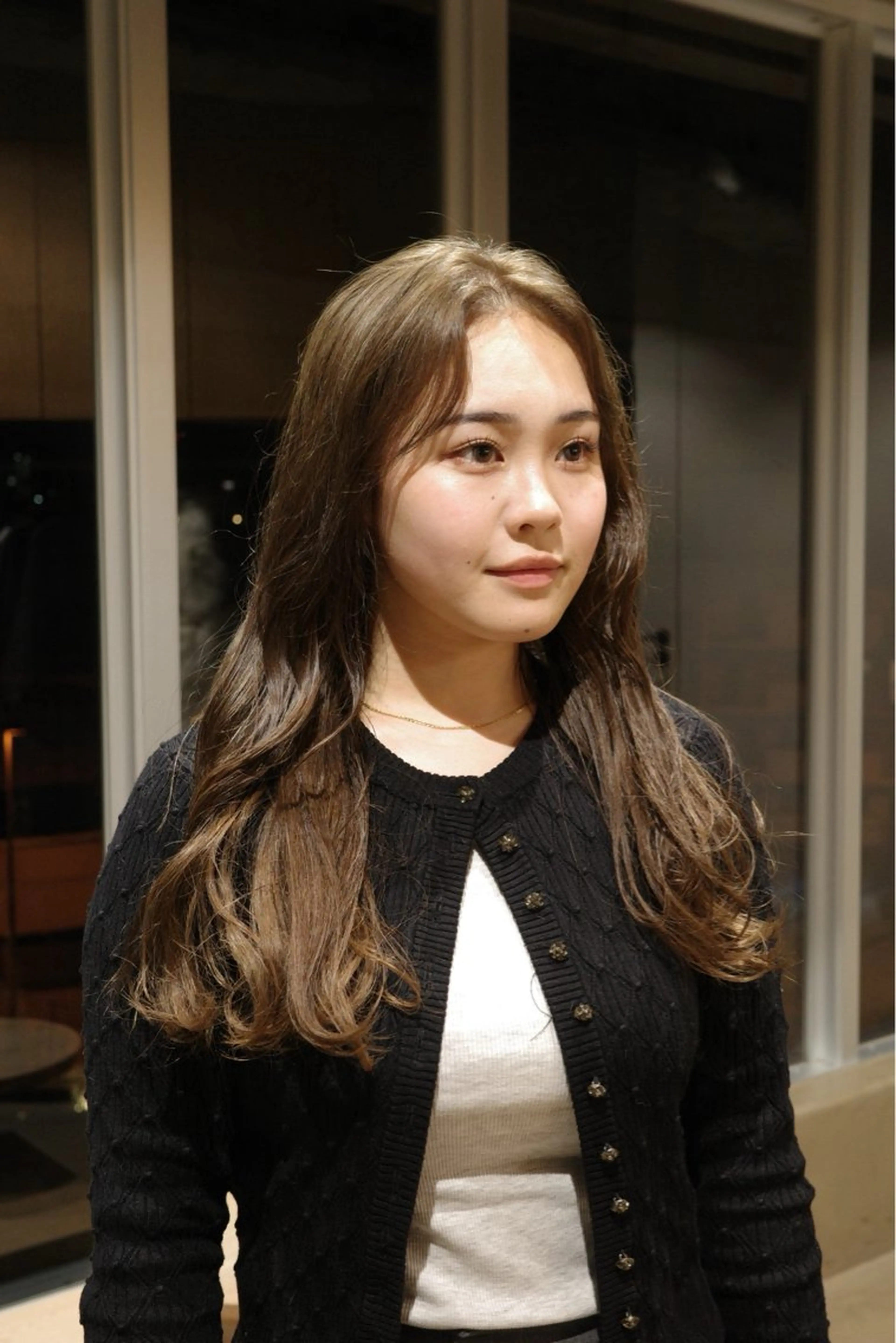 ロング ヘアカラー 内田 海香のヘアスタイル