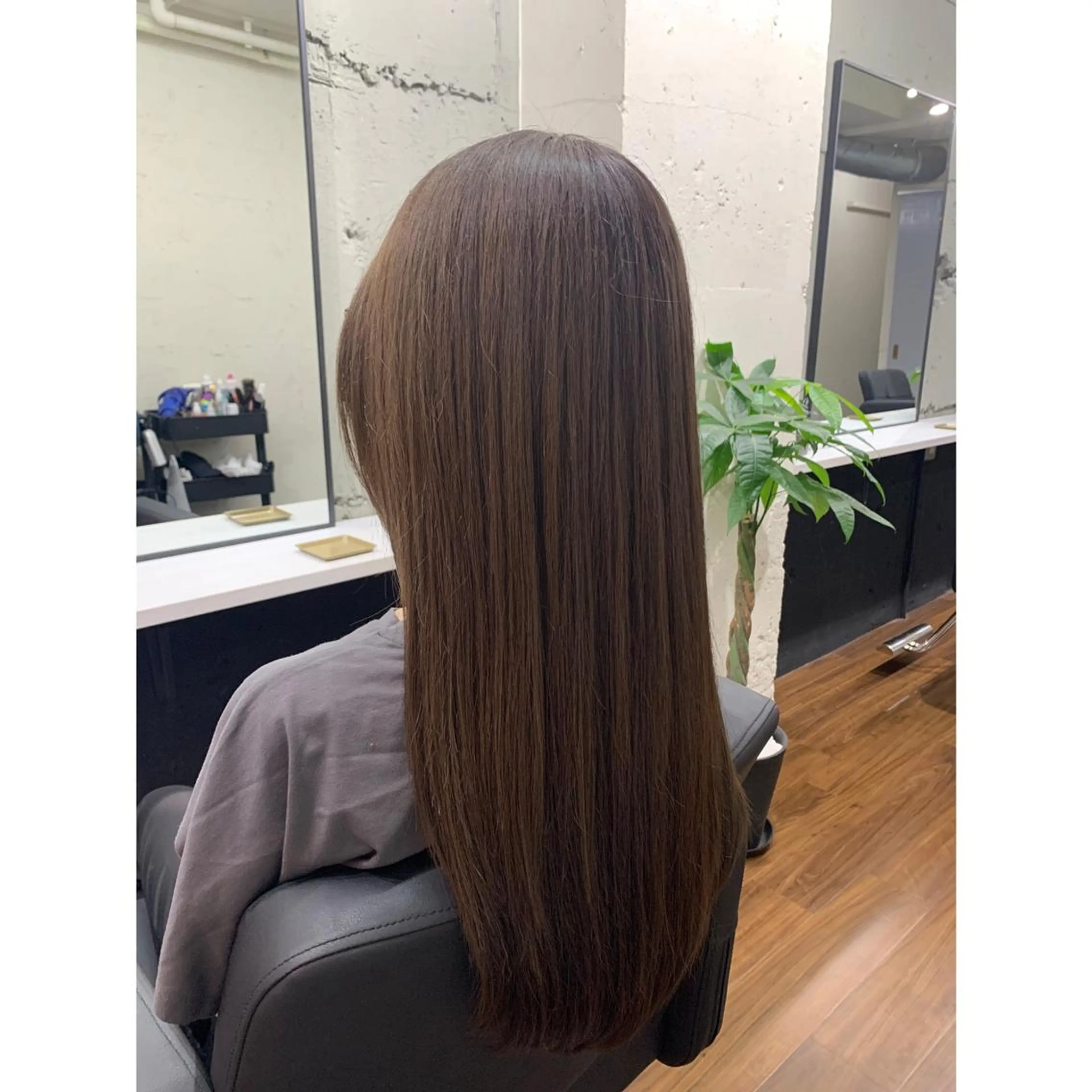 ロング 髪質改善専門　酸性ス トレート　縮毛矯正のヘアスタイル