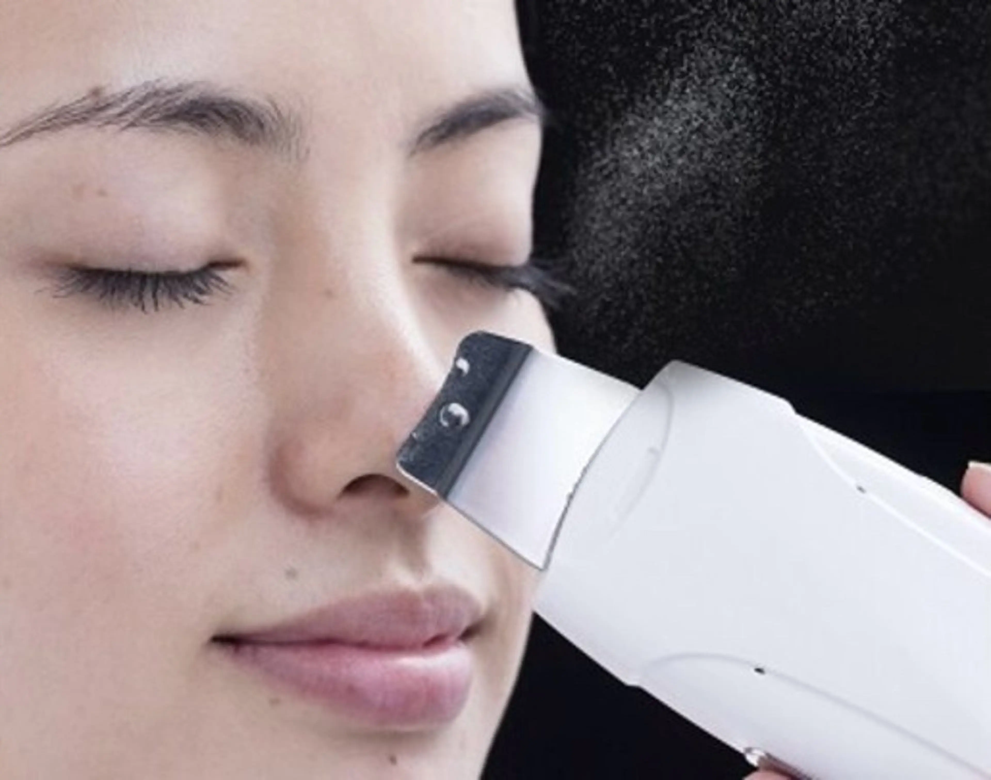 【毛穴ごっそり、引き締めまで】毛穴ピーリング（鼻、ひたい、口の下）（30分）の写真