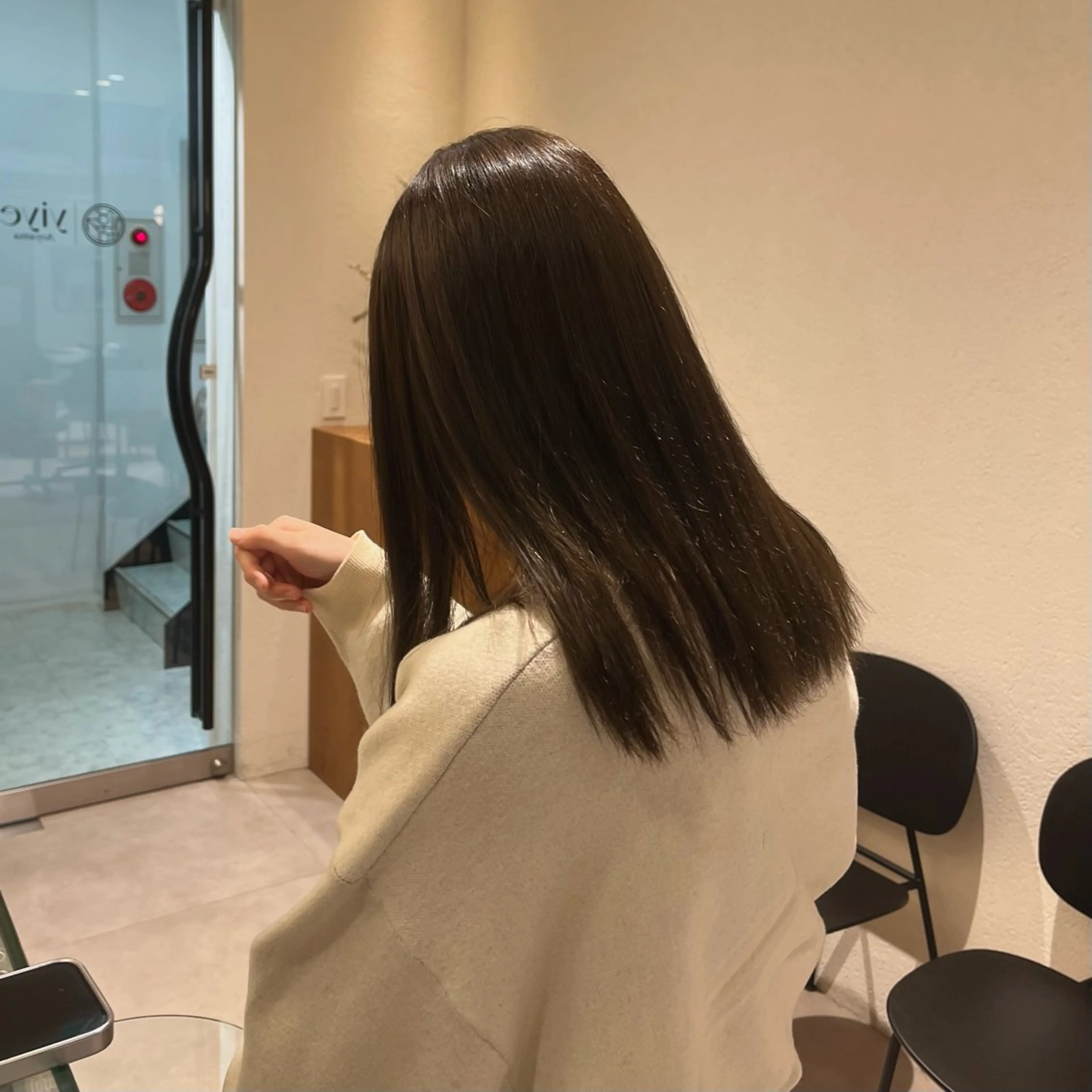 ミディアム yiye aoyama所属・表参道yiye うららのヘアスタイル