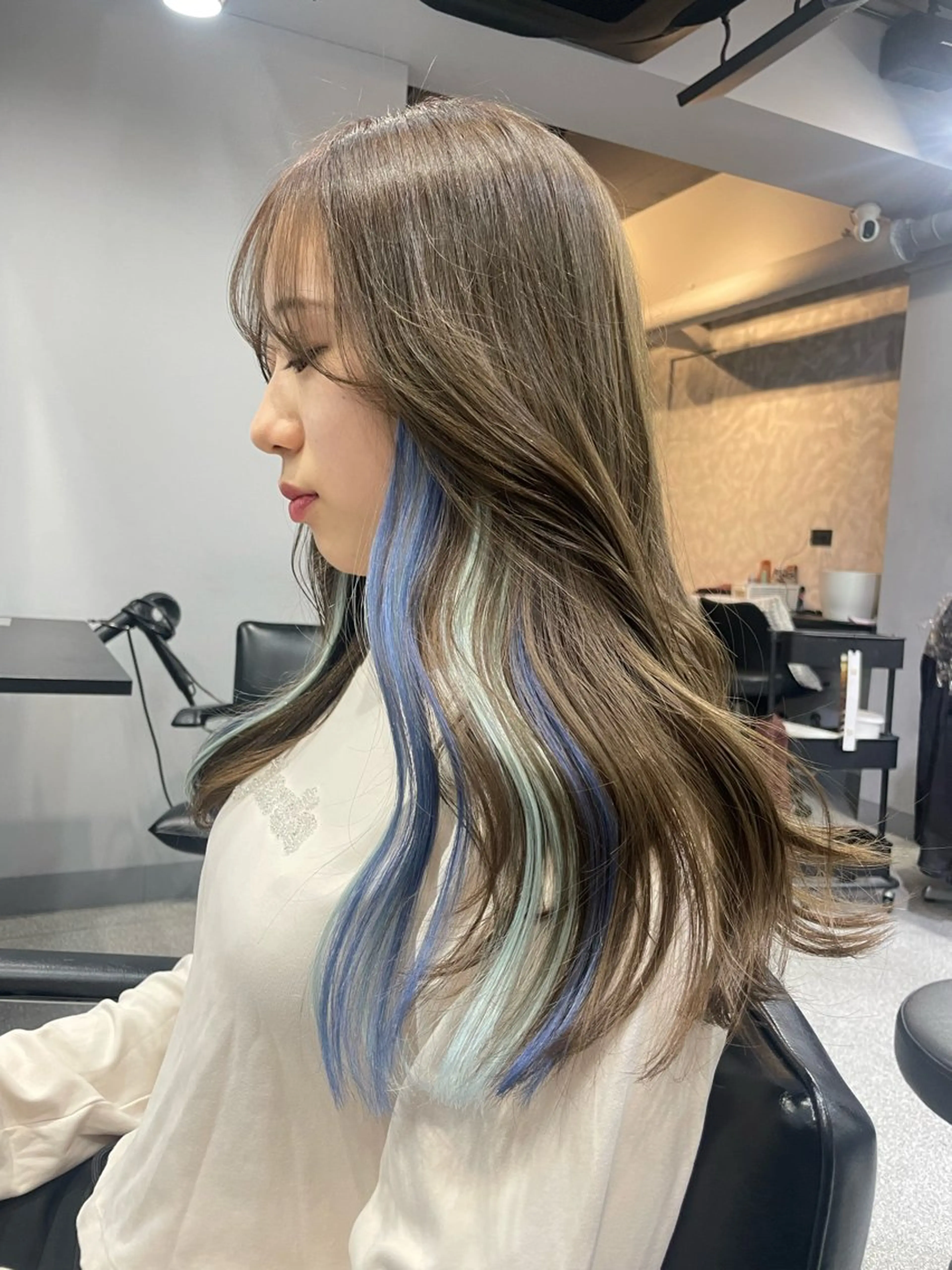 ミディアム カット エクステ ケアブリーチ/ エクステ/レイヤーのヘアスタイル