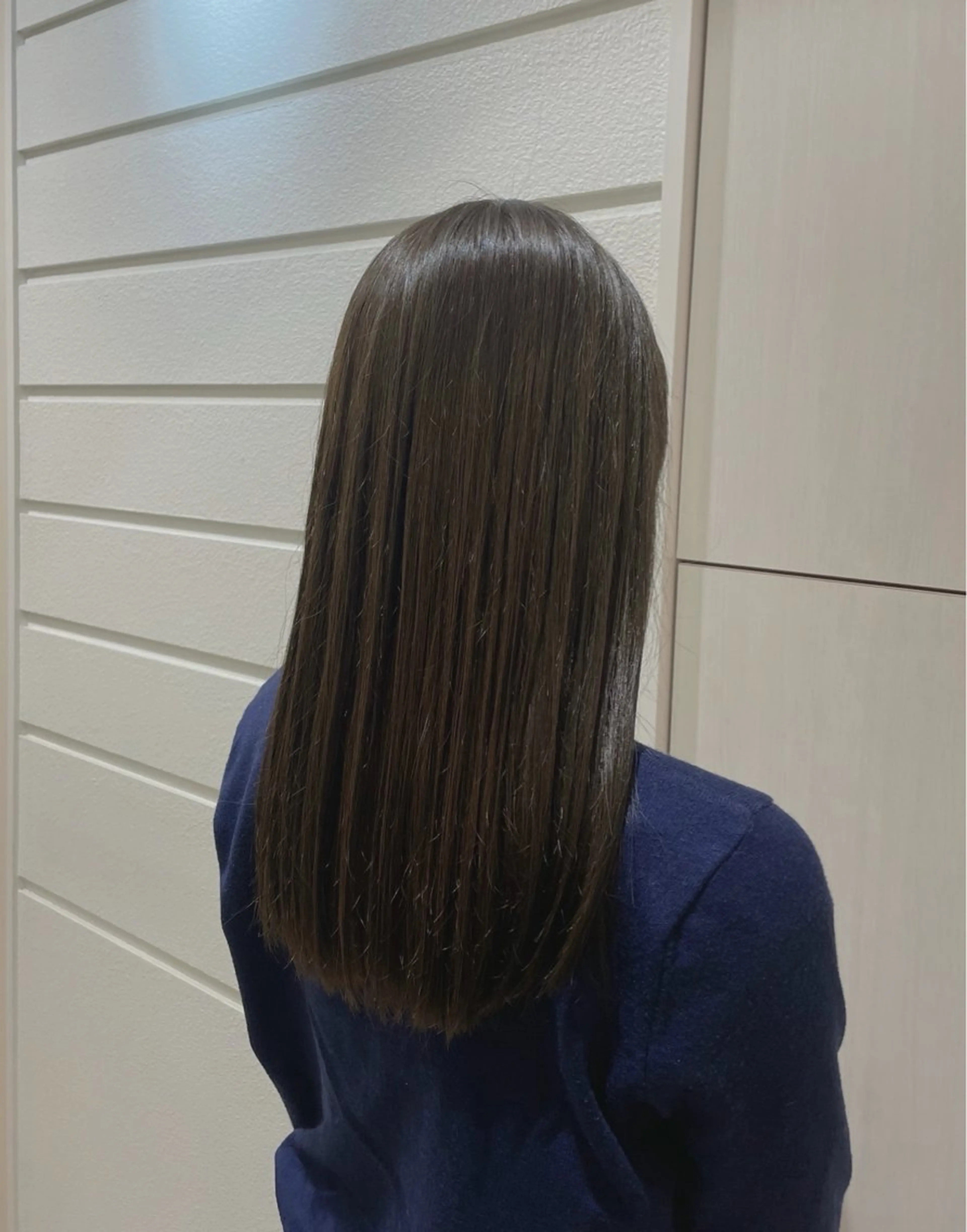 ロング カット ヘアカラー トリートメント wakana /透明感カラー/艶髪のヘアスタイル