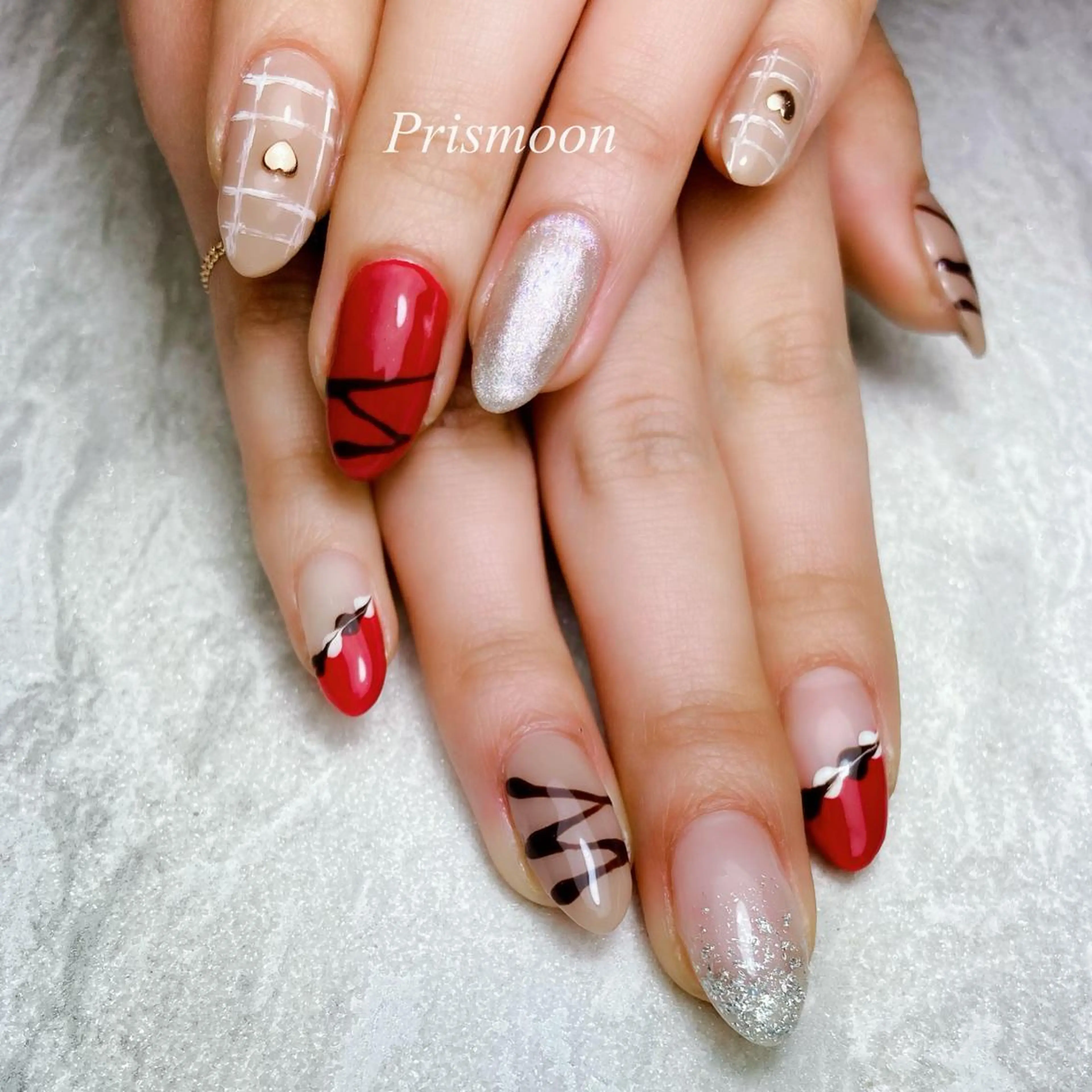 ネイル バレンタイン Prismoon  Nail所属・Prismoon /津市ネイルのネイルデザイン