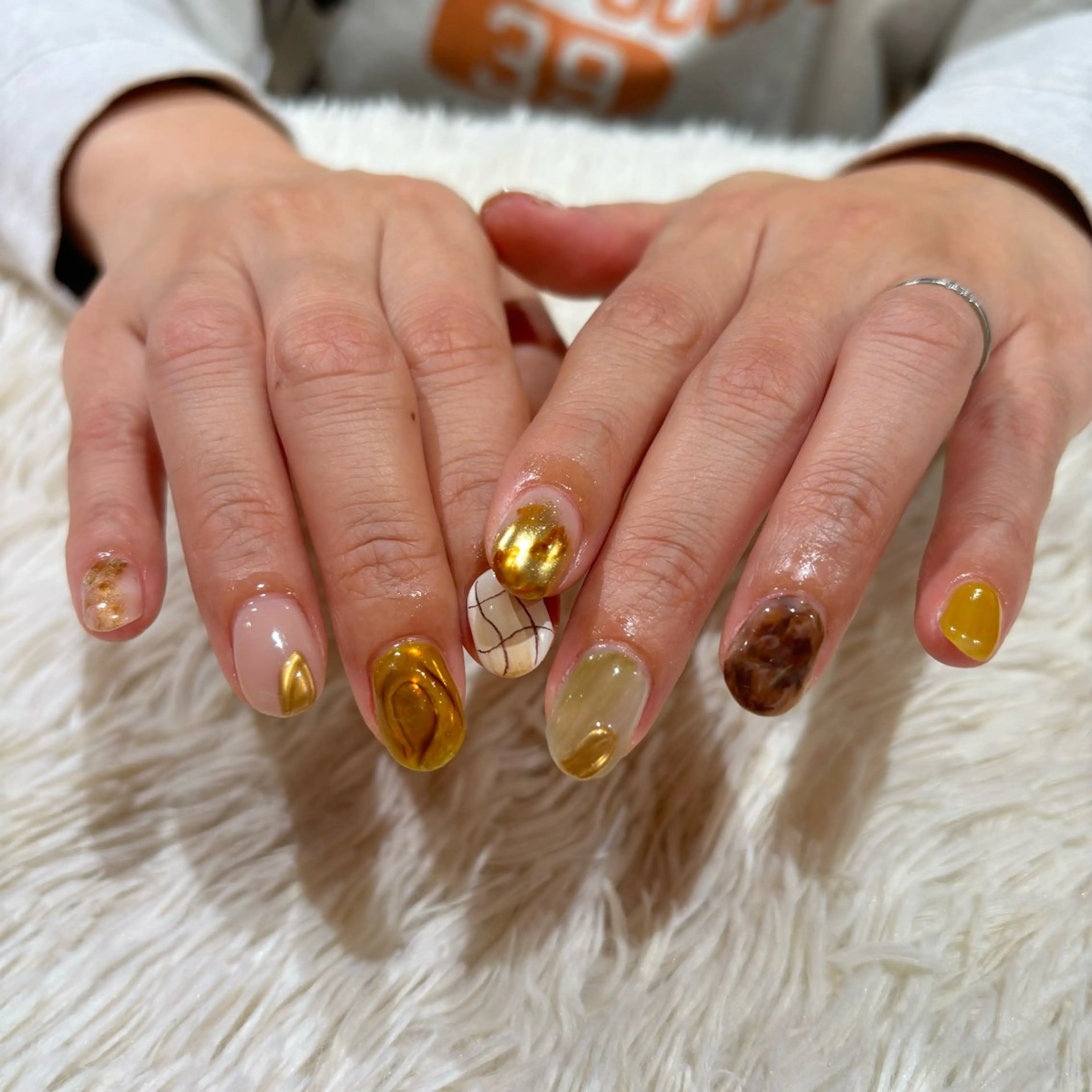 ネイル ハンドネイル 🤍 YUI 🤍のネイルデザイン