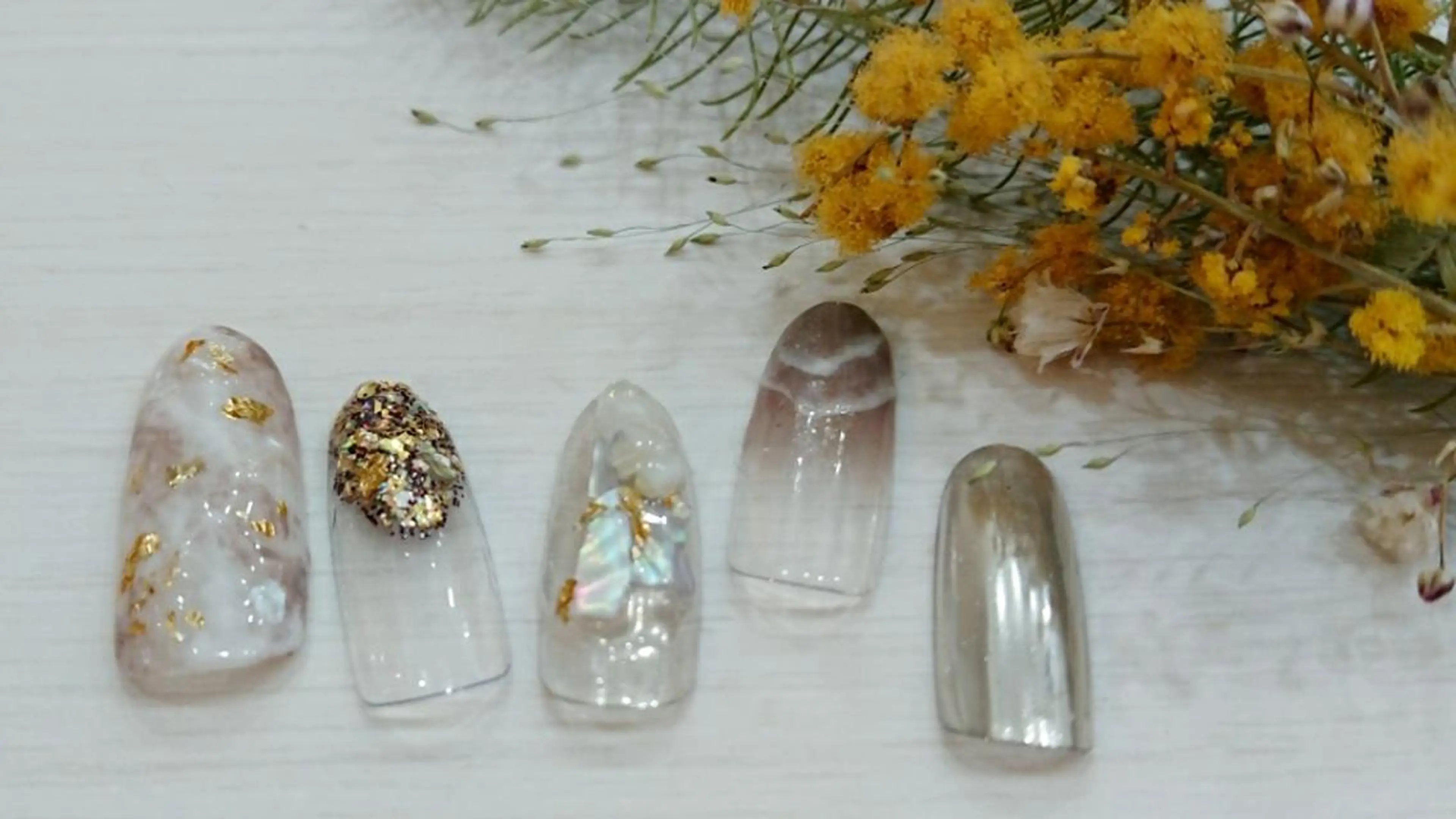 ネイル ニュアンスネイル RelaxEl リラクセル所属・中野 智美のネイルデザイン