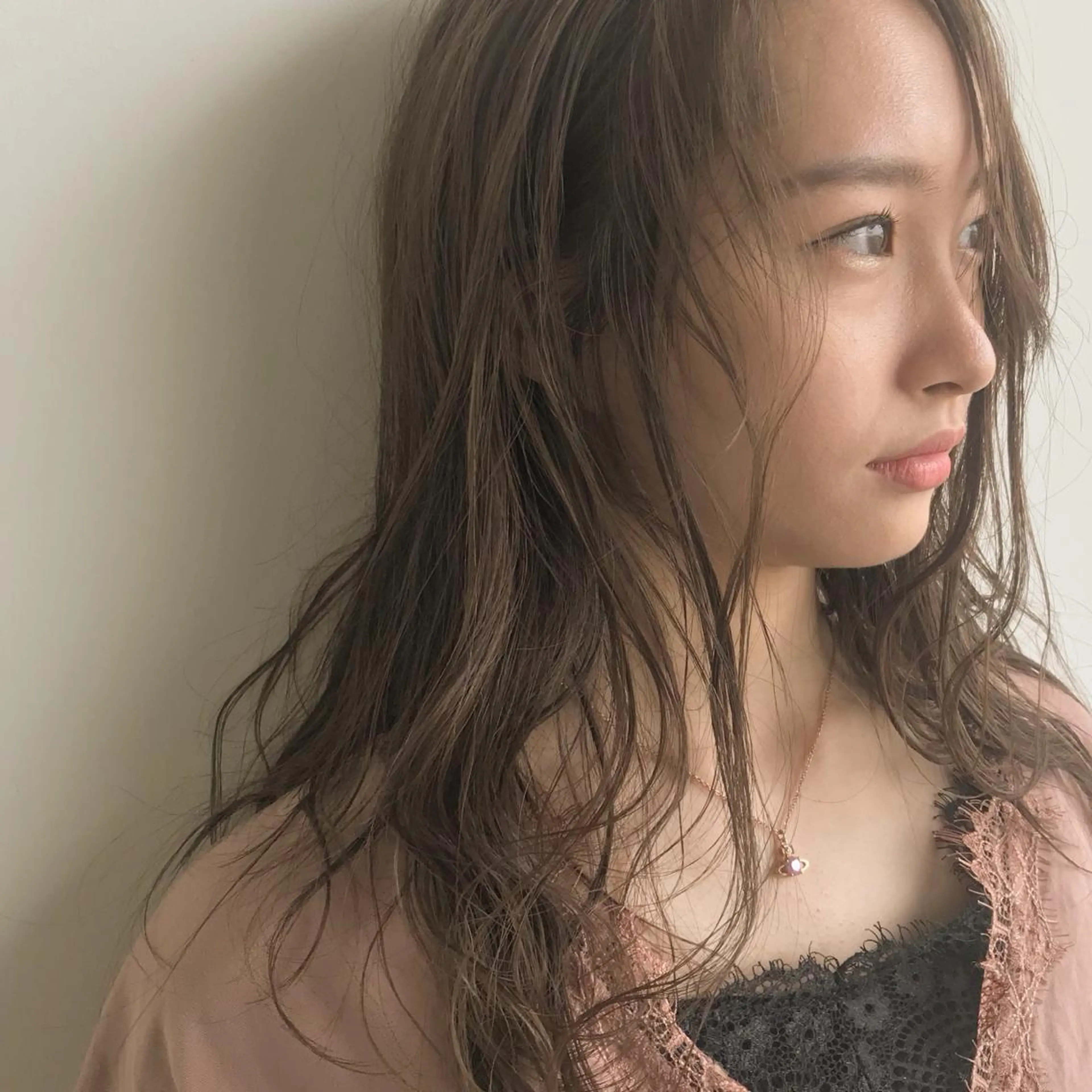 カット ヘアカラー 縮毛矯正 kitagawa mayuのヘアスタイル