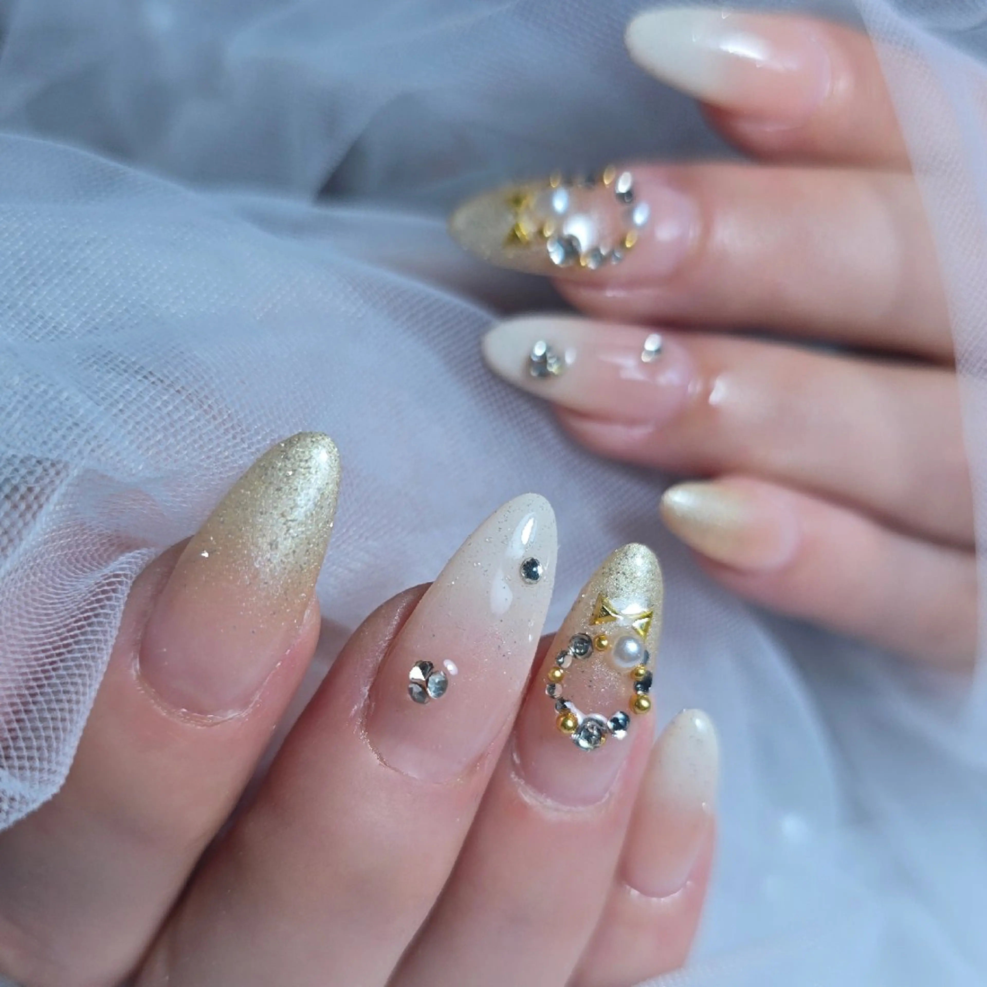 ネイル グラデーション もるみちゅ nail‪＆ジャグアのネイルデザイン