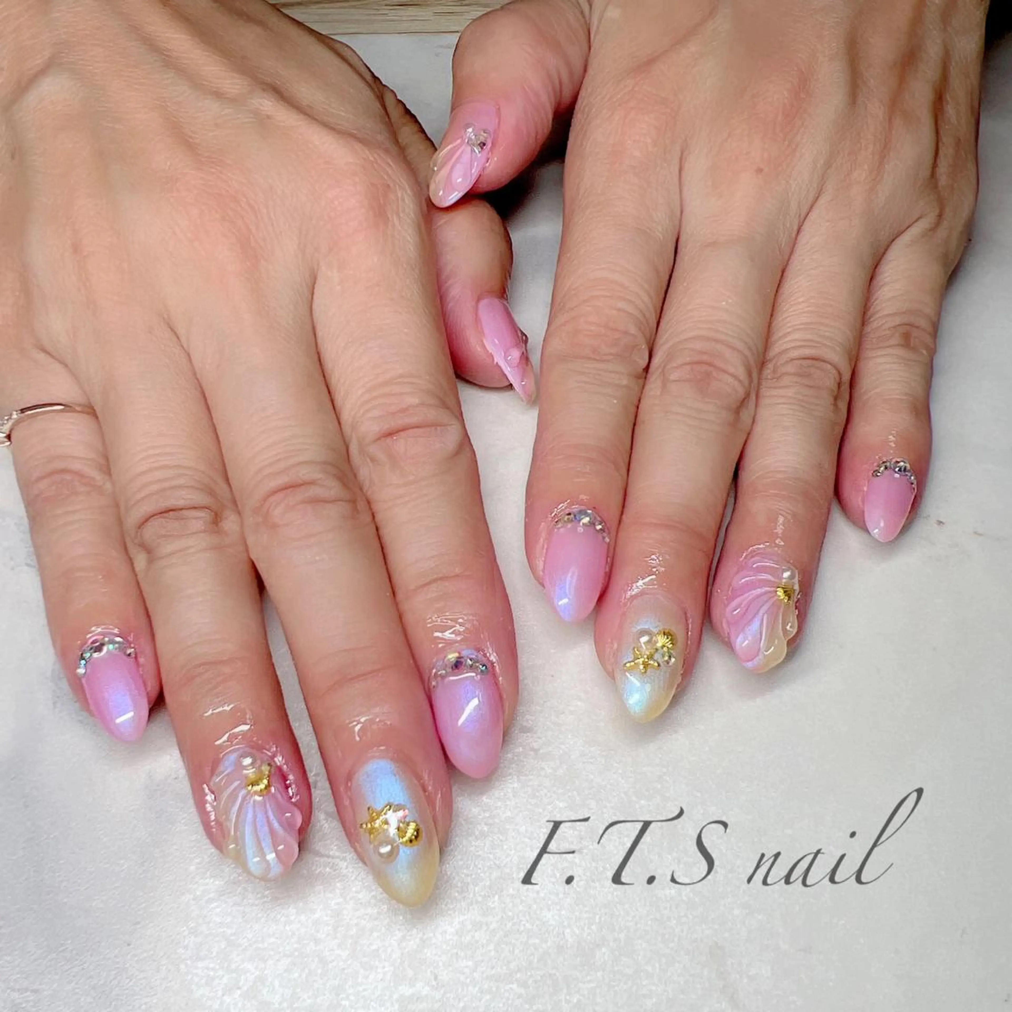 ネイル ハンドネイル F.T.S nailのネイルデザイン