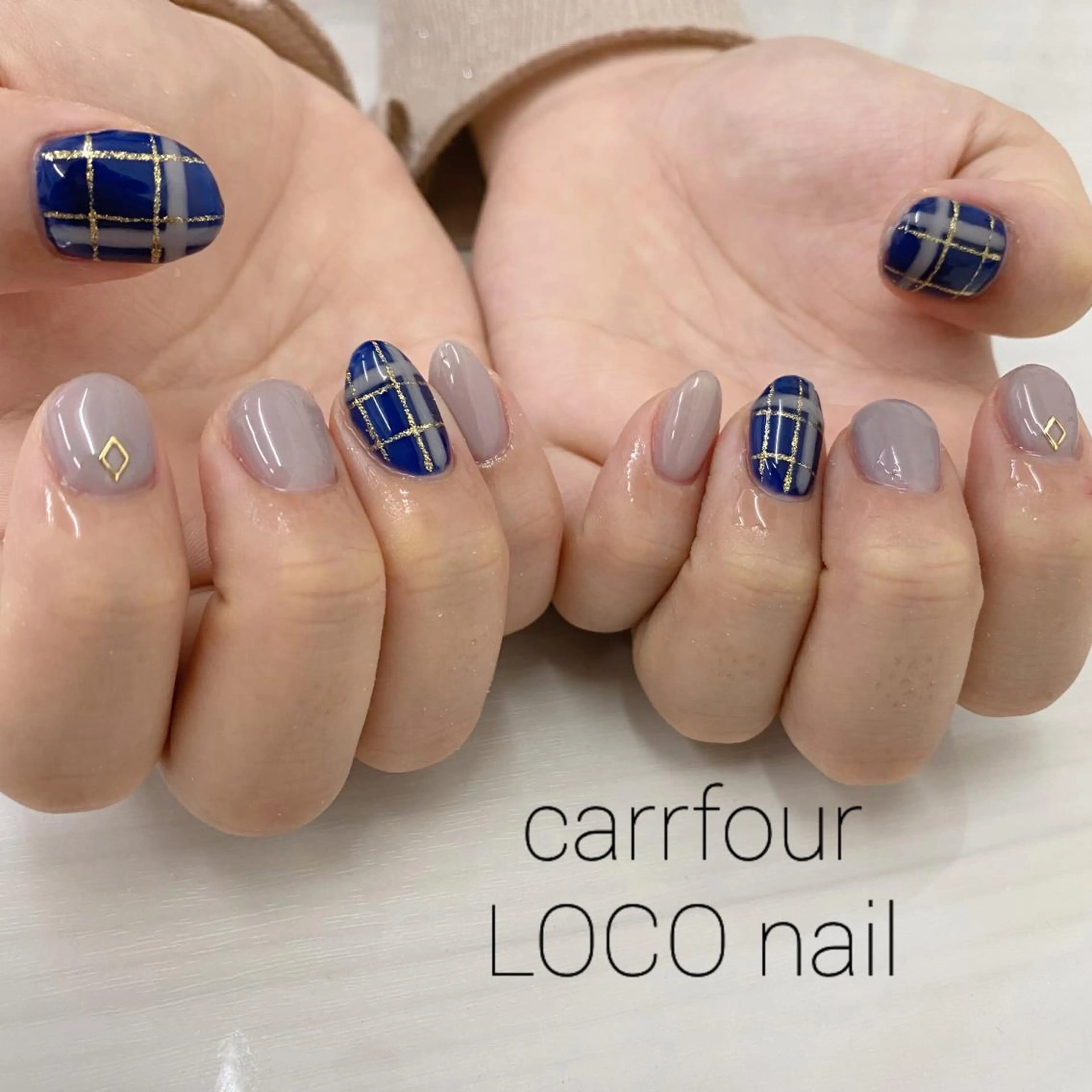 ネイル 中村 麻衣のネイルデザイン